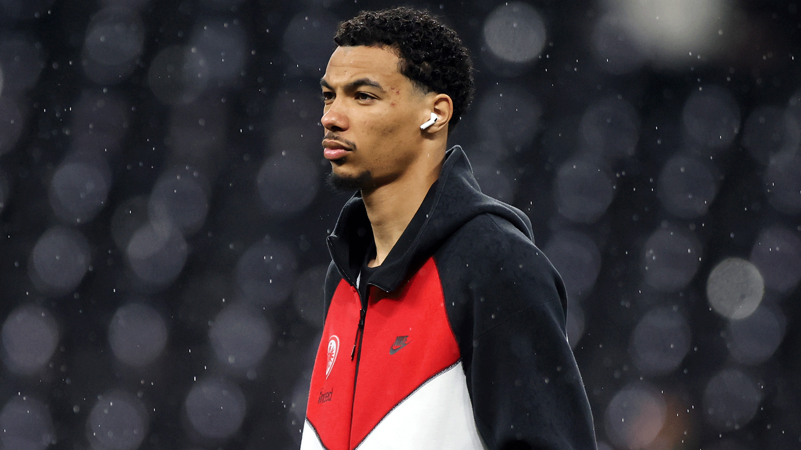 'Trying to buy the league again!' - Liverpool's £79m Hugo Ekitike deal leaves rival fans FUMING as Reds' summer spending spree closes in on £300m mark 2 06 5
