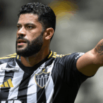 Hulk Scores Two Free-Kick Stunners for Atletico Mineiro 3 GOAL20 20Blank20WEB20 20Facebook20 202025 07 21T072310.934