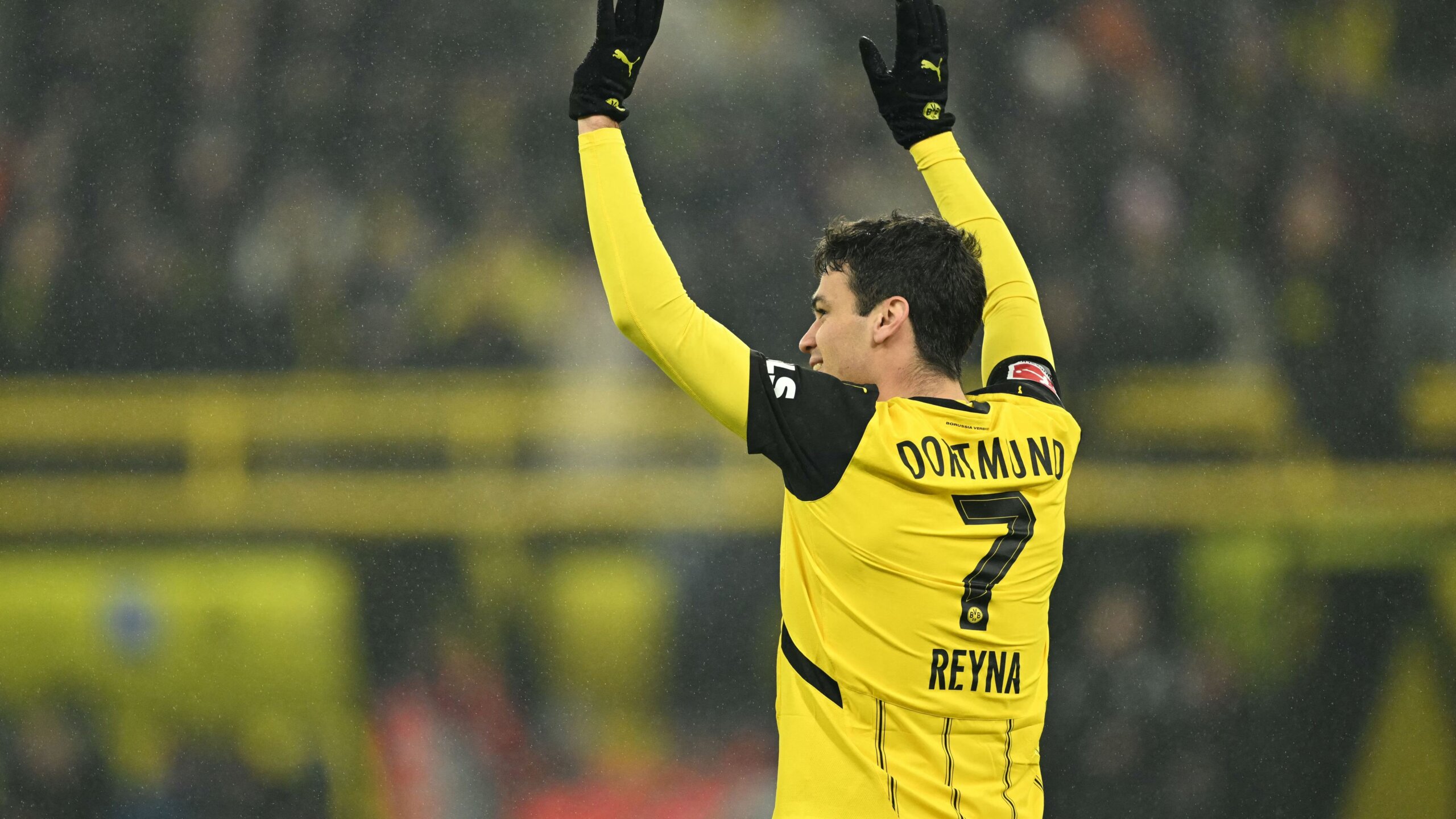 Gio Reyna Faces Uncertain Future as Parma Interest Raises Questions 3 GettyImages 2189517988 scaled
