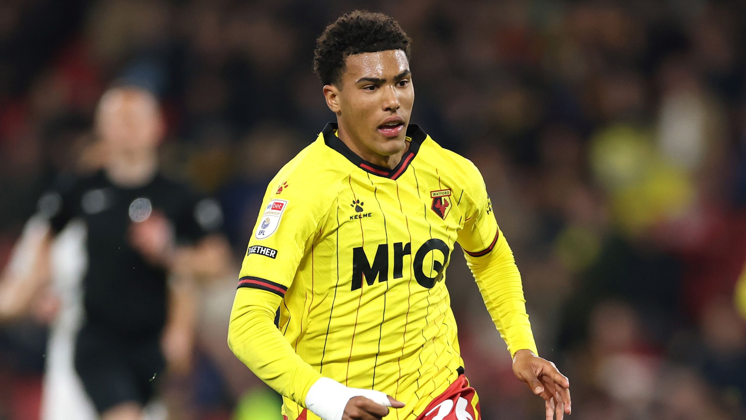 Caleb Wiley Returns to Watford on Loan for 2025-26 Championship 8 GettyImages 2209352328 scaled