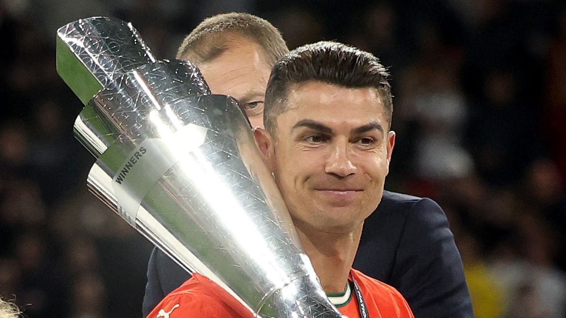 Cristiano Ronaldo Stuns Lisbon in $2.2m Bugatti 8 GettyImages 2219307826