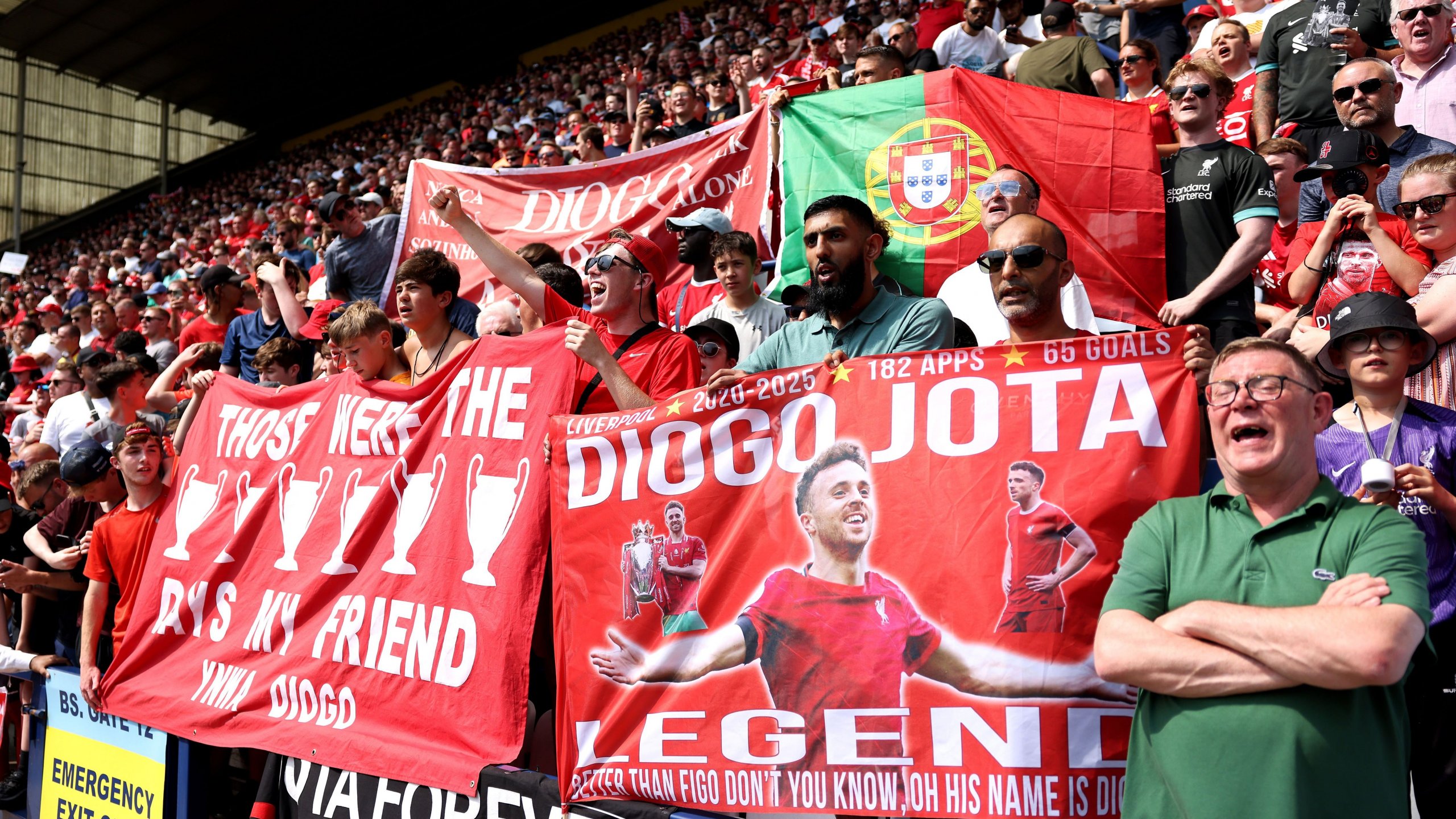 Diogo Jota tribute marks Liverpool’s emotional return 6 GettyImages 2224906427 scaled
