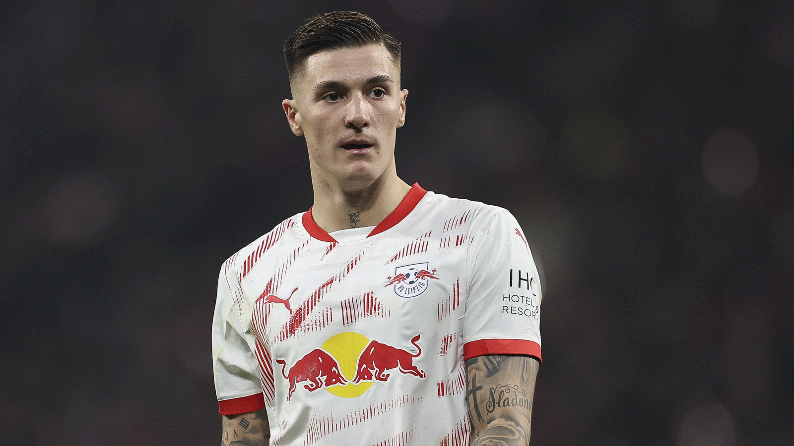 Benjamin Sesko Joins Manchester United: High Hopes, Big Questions 4 06