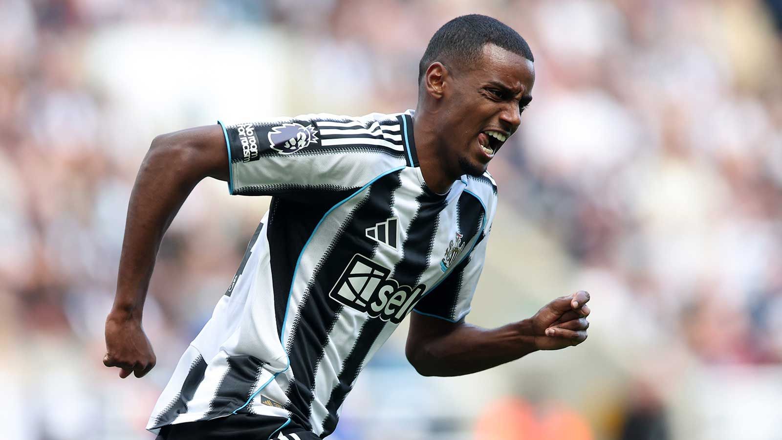 Alexander Isak Returns to Newcastle Amid Liverpool Transfer Links 7 1600 3