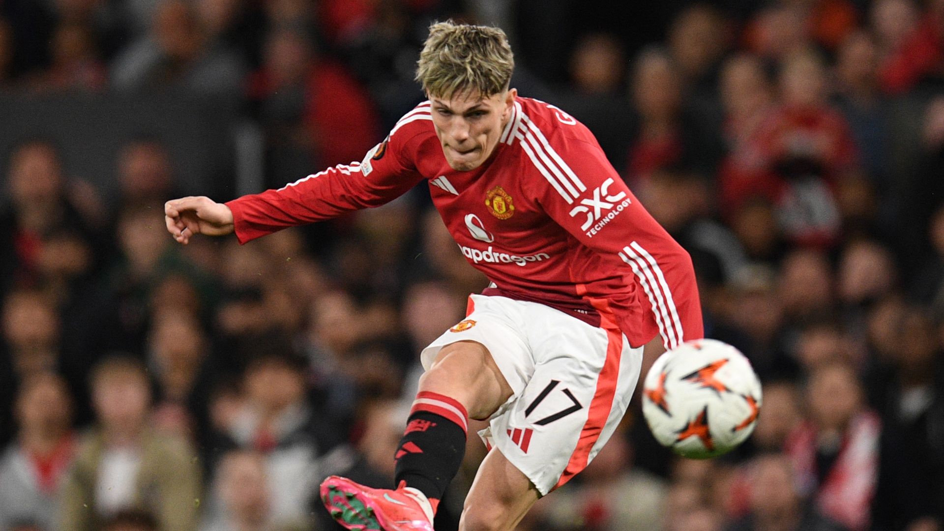 Bayern Munich Eyes Alejandro Garnacho Amid Chelsea Pursuit 2 5 1