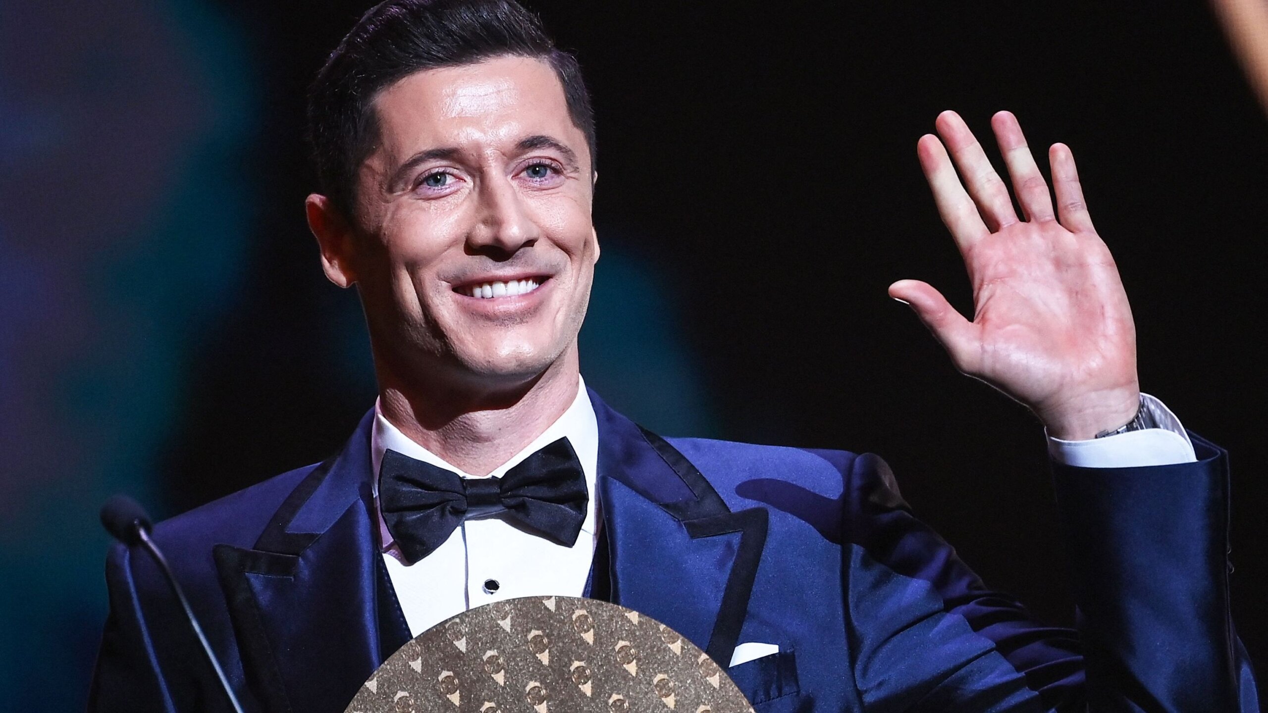 Lewandowski’s Ballon d’Or Heartache: Still Haunted by 2020 and Messi’s 2021 Win 9 GettyImages 1236892112 scaled