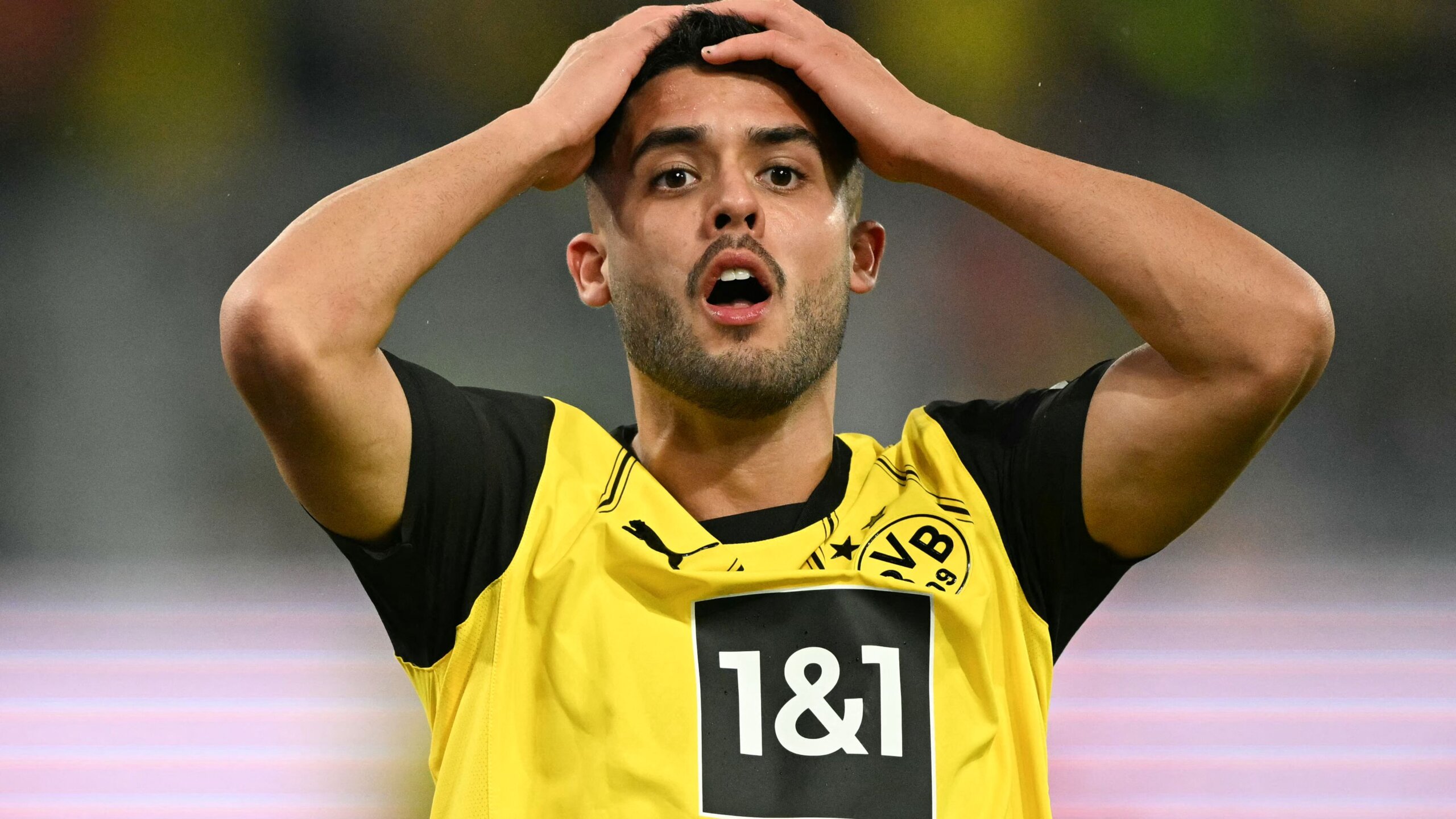 Yan Couto Determined to Bounce Back at Borussia Dortmund 8 GettyImages 2173999455 scaled