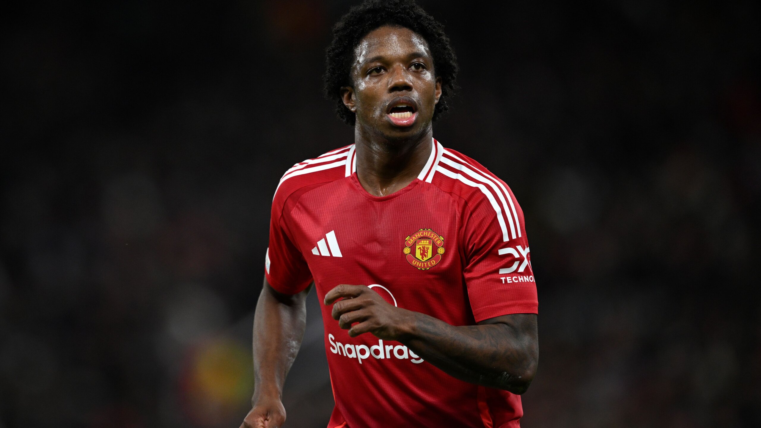 Man Utd in Talks with Elche as Tyrell Malacia Nears Loan Exit 1 GettyImages 2187383092 scaled