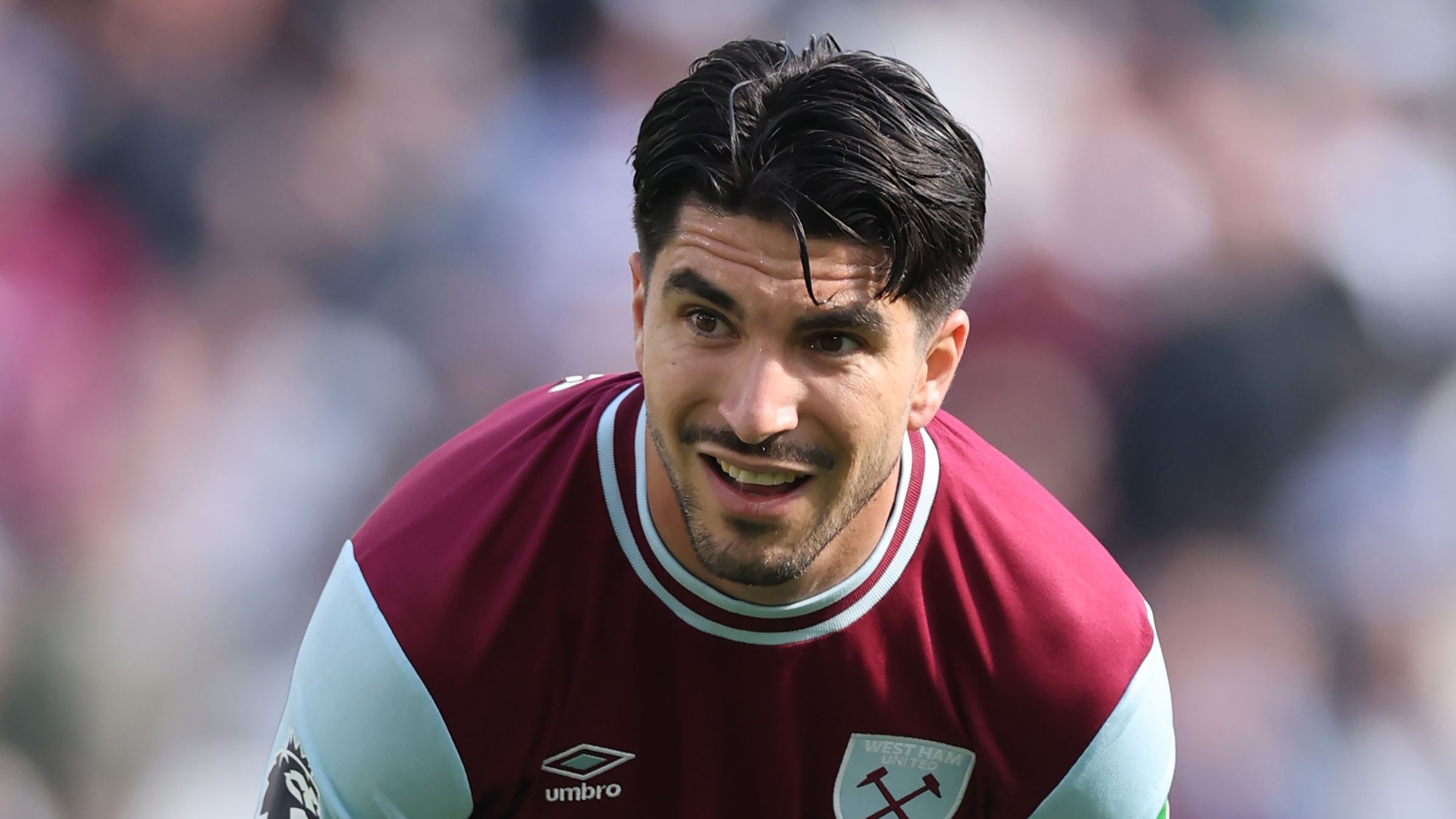 Ajax and PSG Discuss Carlos Soler Transfer Amid Midfield Shakeup 7 GettyImages 2211016809