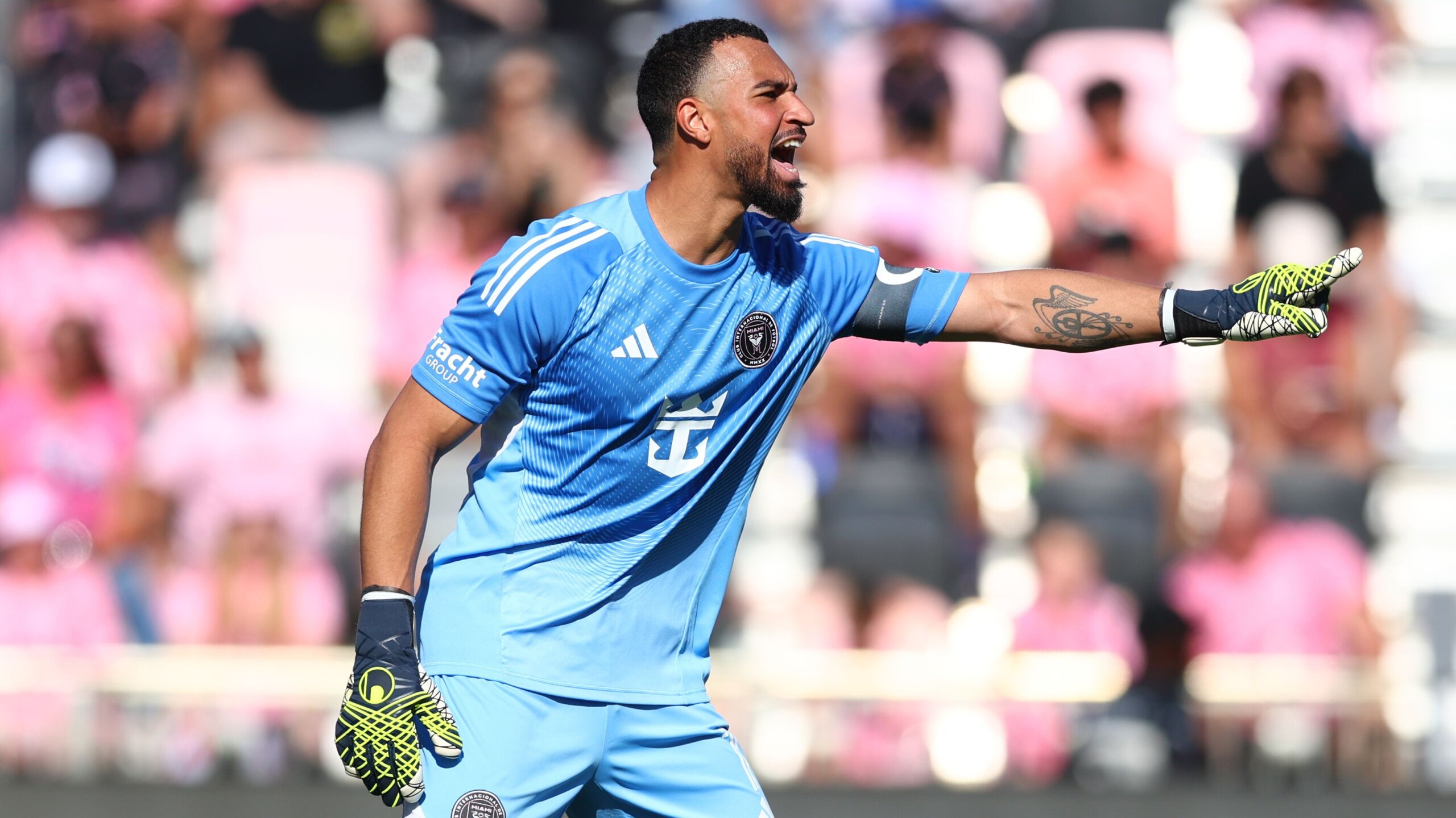 Drake Callender Joins Charlotte FC in Major Goalkeeper Move 7 GettyImages 2212298809 scaled