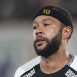 Depay’s Unpaid Bonuses Spark Uncertainty at Corinthians 3 GettyImages 2216874048
