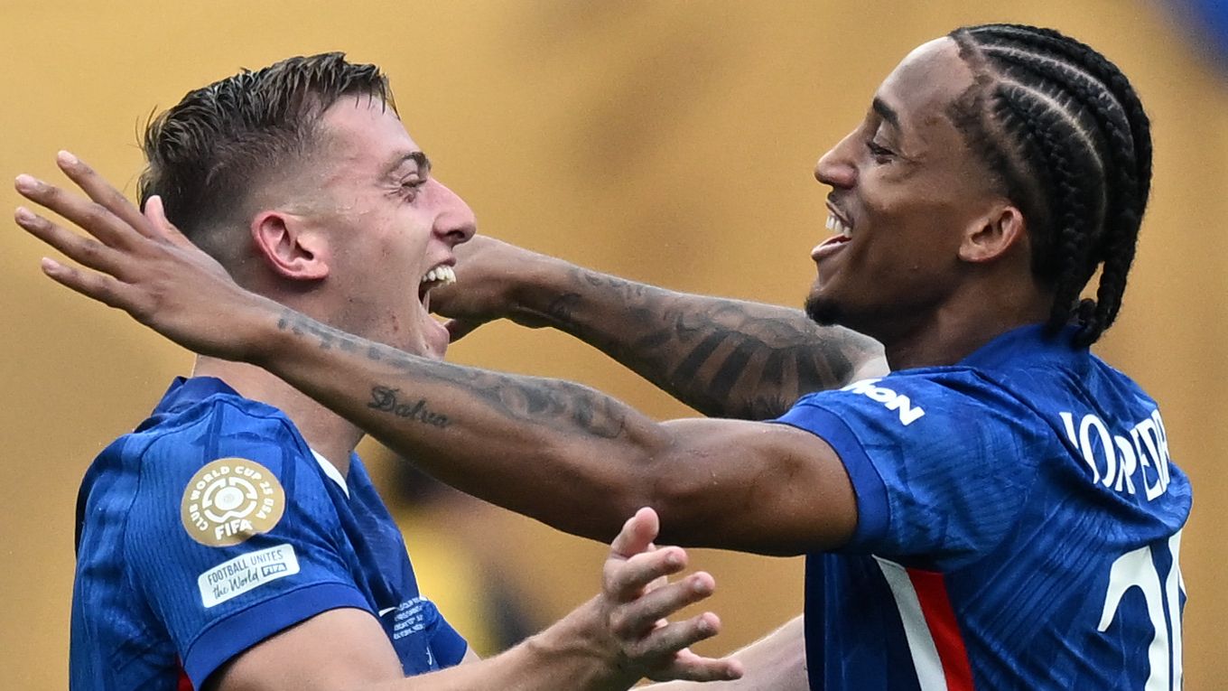 Joao Pedro Unfazed by Chelsea Competition After Delap’s Milan Double 1 GettyImages 2225121654