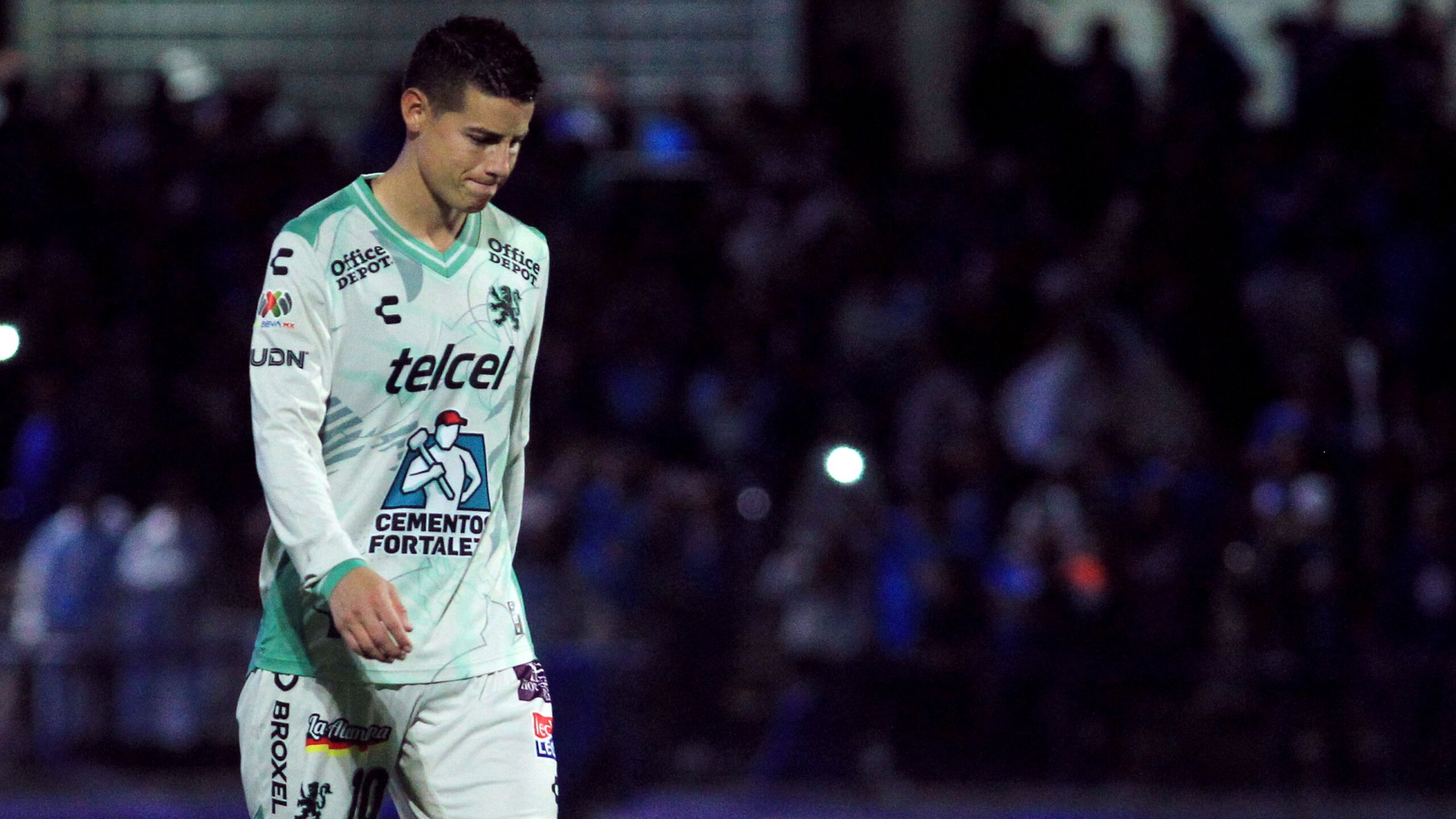 James Rodríguez Uncertain Over León Contract Talks 3 GettyImages 2226500520 scaled