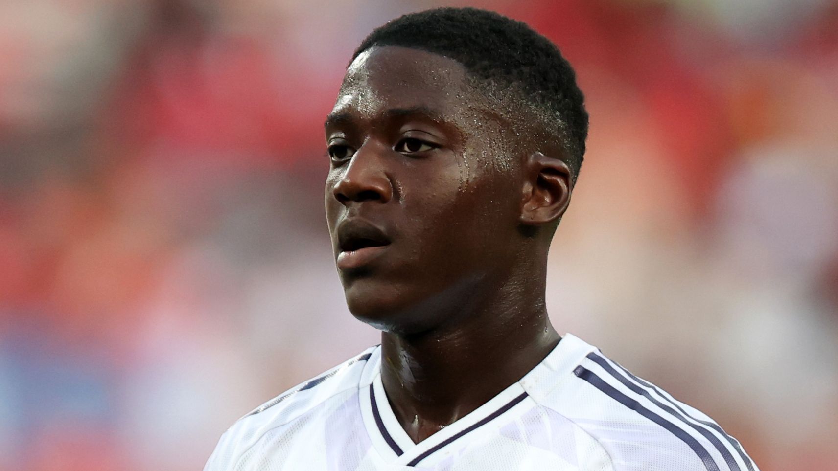 Kobbie Mainoo Pushes for Loan Move Amid Manchester United Uncertainty 4 GettyImages 2227413784