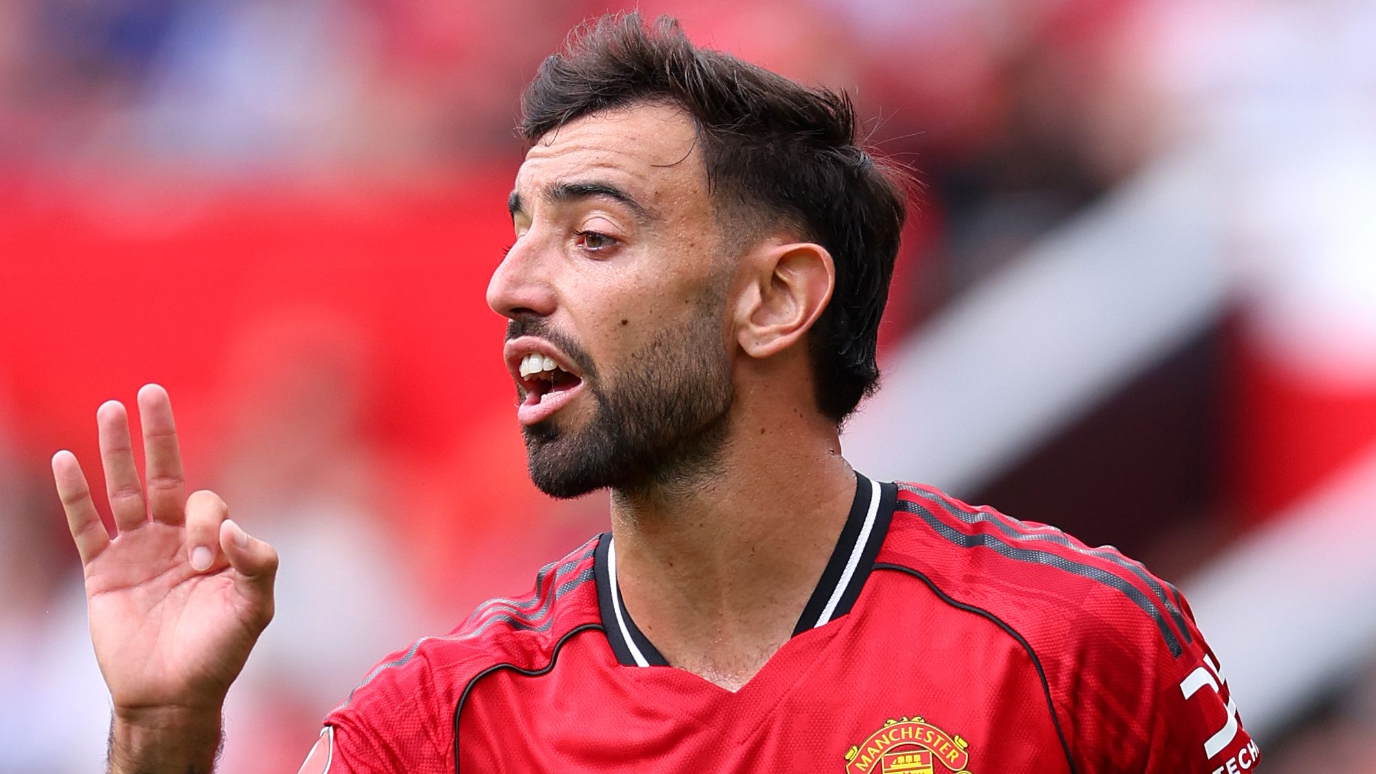 Bruno Fernandes Faces Leadership Test After Arsenal Defeat 1 GettyImages 2229215111