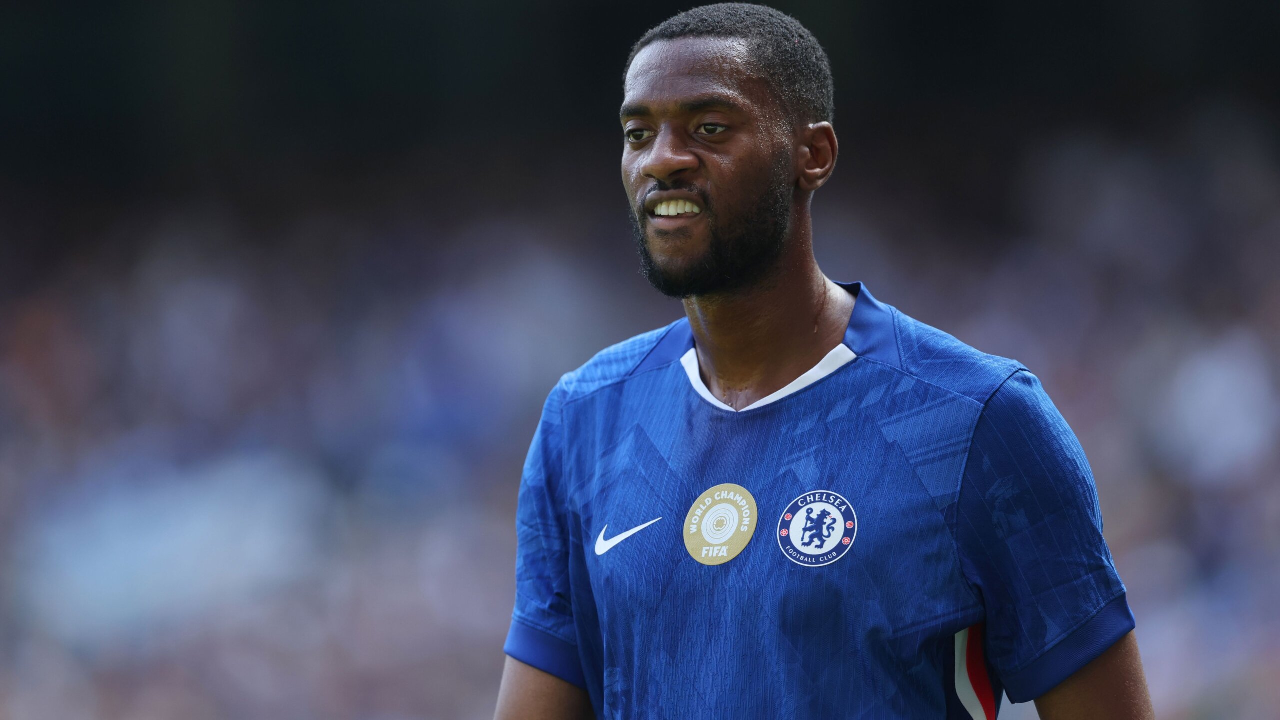 Chelsea Defender Injury Crisis Deepens Ahead of Palace Clash 6 GettyImages 2229586489 scaled