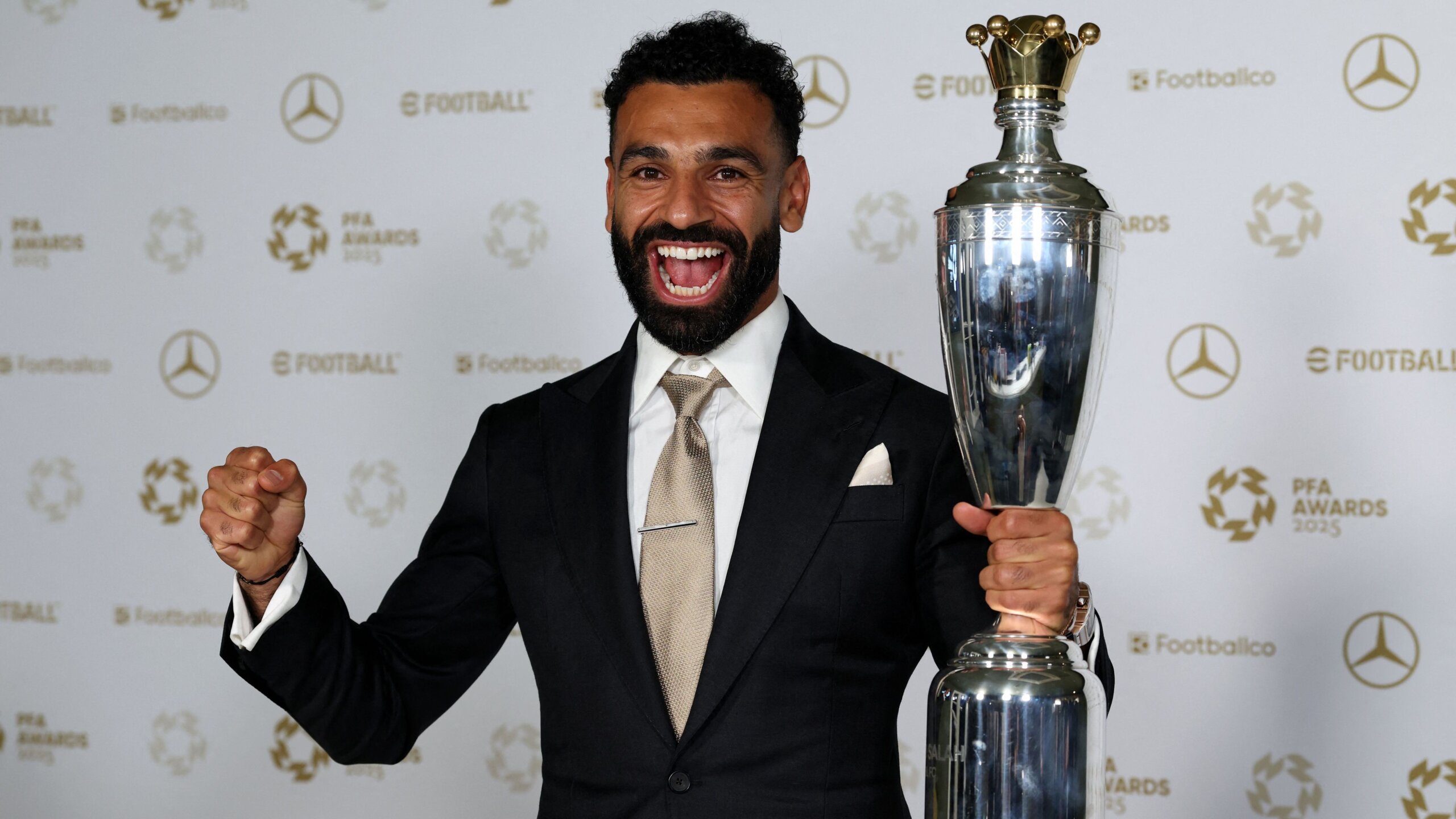 Salah Wins Third PFA Award After Leading Liverpool to Glory 2 GettyImages 2230316527 scaled