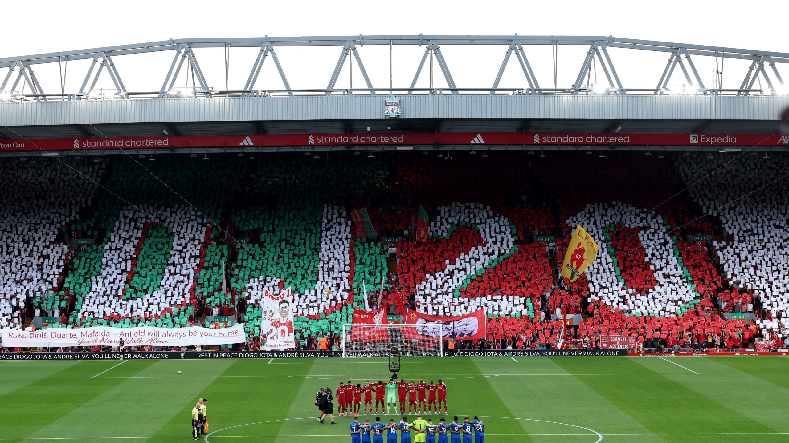 Liverpool Mourns Diogo Jota as Van Dijk Addresses Team's Ongoing Grief 4 GettyImages 2230320478 scaled