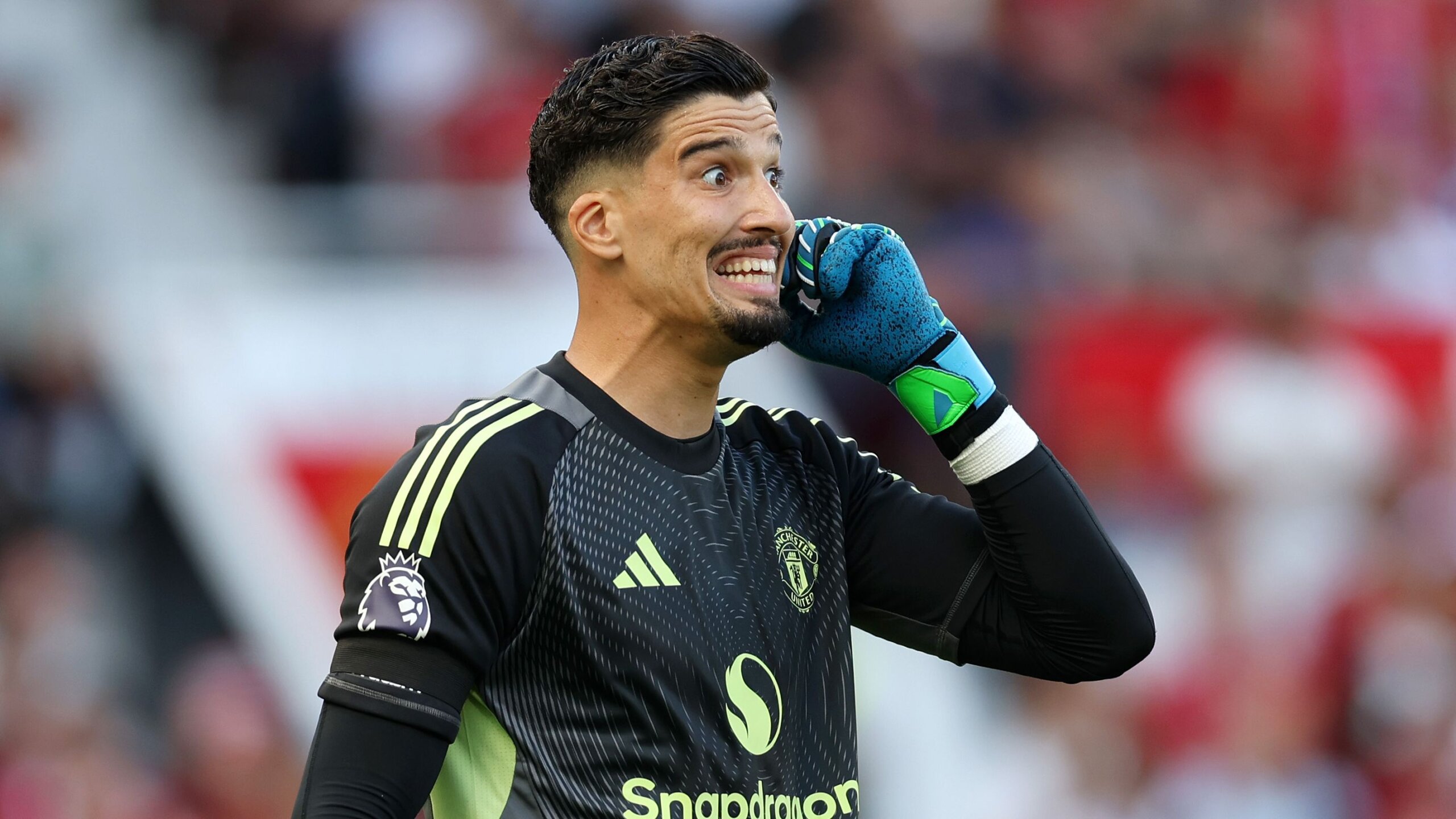 Bayindir Blunder Puts Man Utd Under Fire After Arsenal Defeat 6 GettyImages 2230614016 scaled