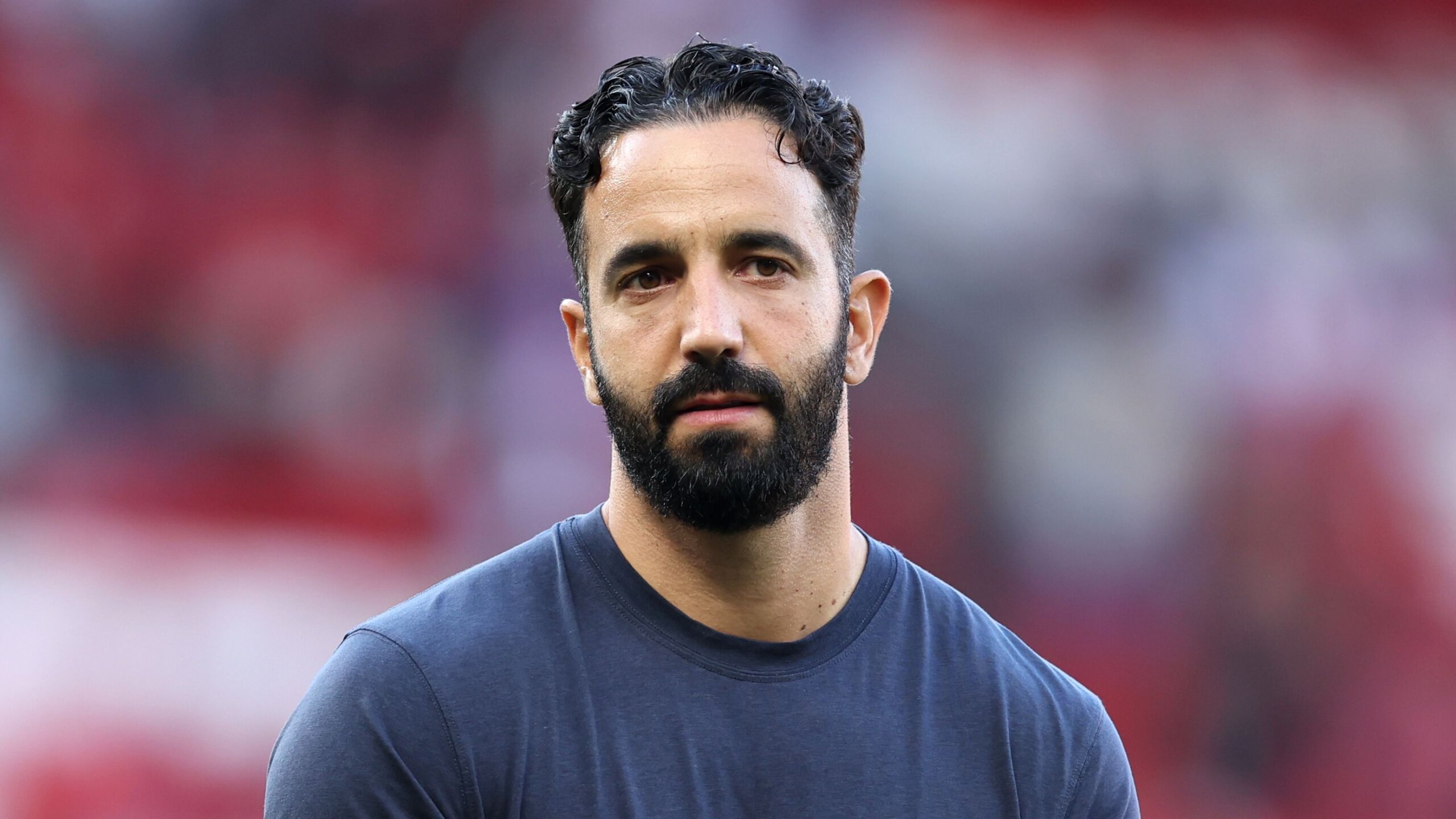 Man Utd Striker Hojlund Urged to Leave Amid Transfer Issues 1 GettyImages 2230631899 scaled