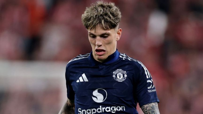 Garnacho Demands Manchester United Sell Him to Chelsea 1 tablet