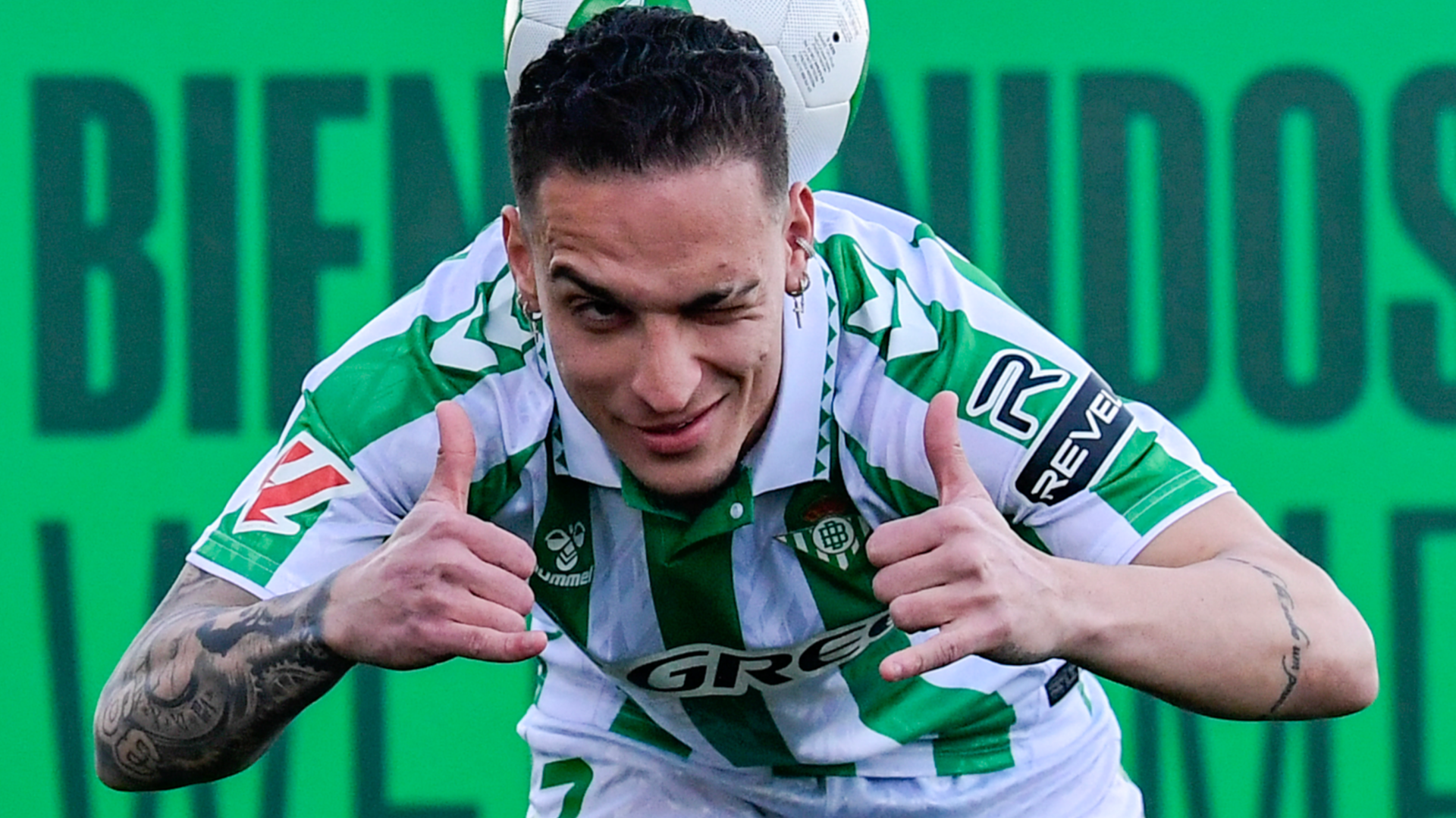 Antony’s Manchester United Exit: Real Betis Secure €25m Deal 2 GOAL20 20Blank20WEB20 20Facebook20 202025 02 20T134628.957