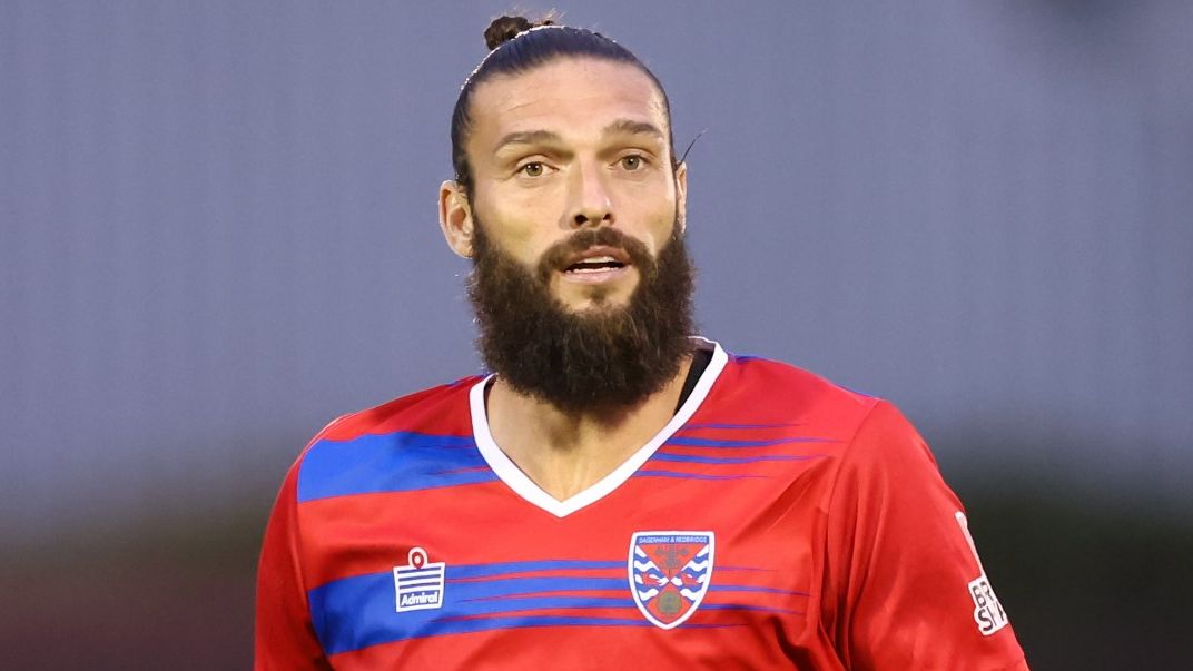 Andy Carroll’s Nightmare Debut Ends in Red Card for Dagenham 2 GOAL20 20Blank20WEB20 20Facebook20 202025 07 16T075249.460