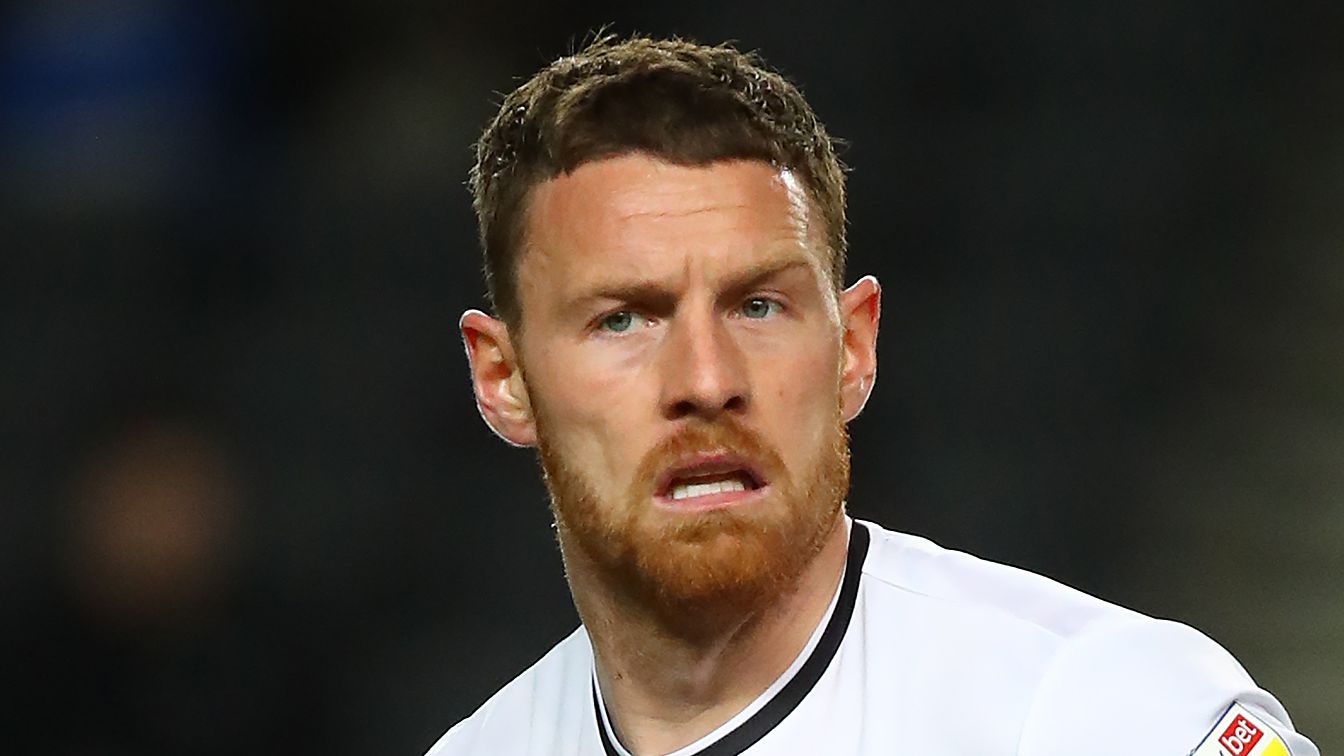Connor Wickham Stuns with Halfway Line Wonder Goal 3 GettyImages 1389770396