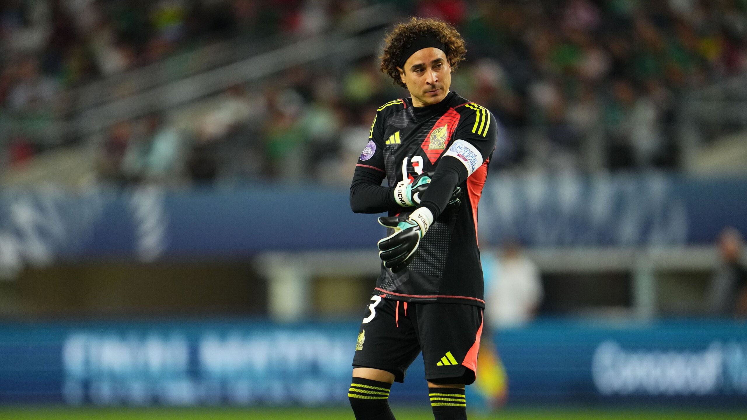 Ochoa Snubbed: Hugo Sánchez Slams Liga MX Over Goalkeeper's Future 2 GettyImages 2095092534 scaled