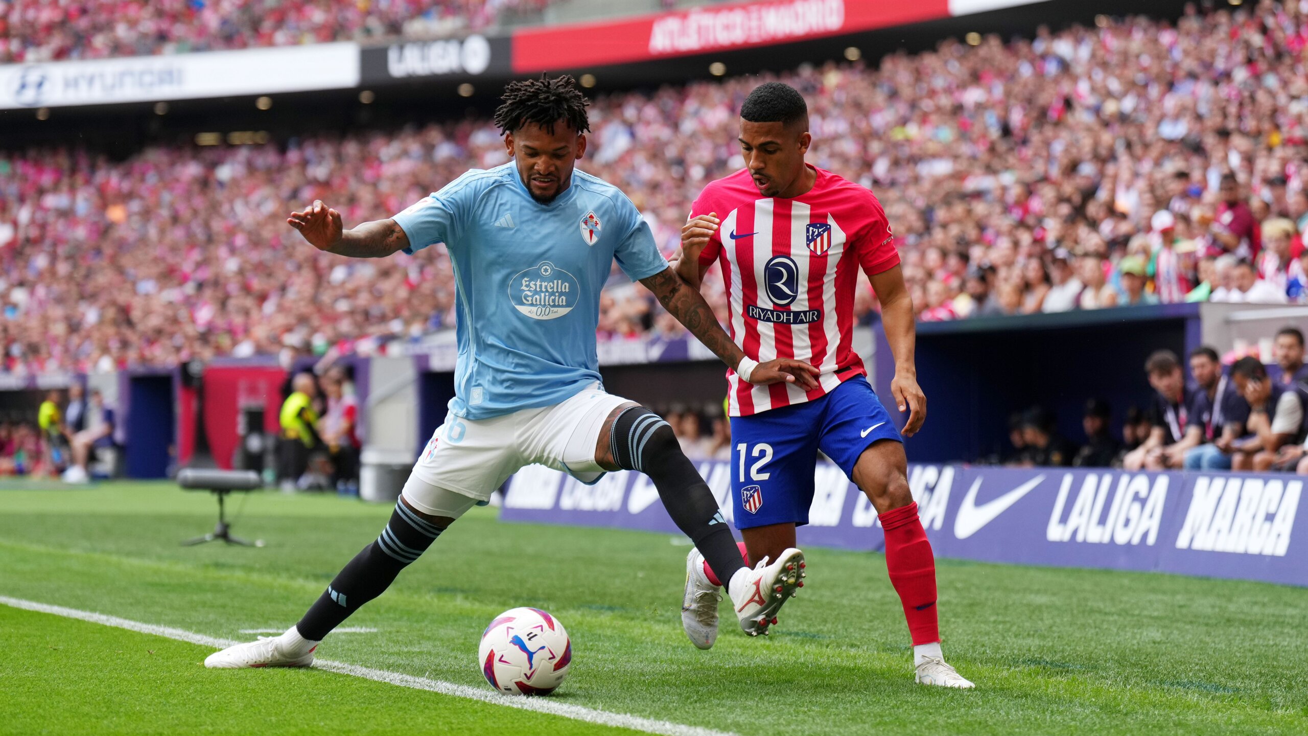 LAFC Secure Brazilian Midfielder Jailson to Strengthen Squad 2 GettyImages 2152595581 scaled