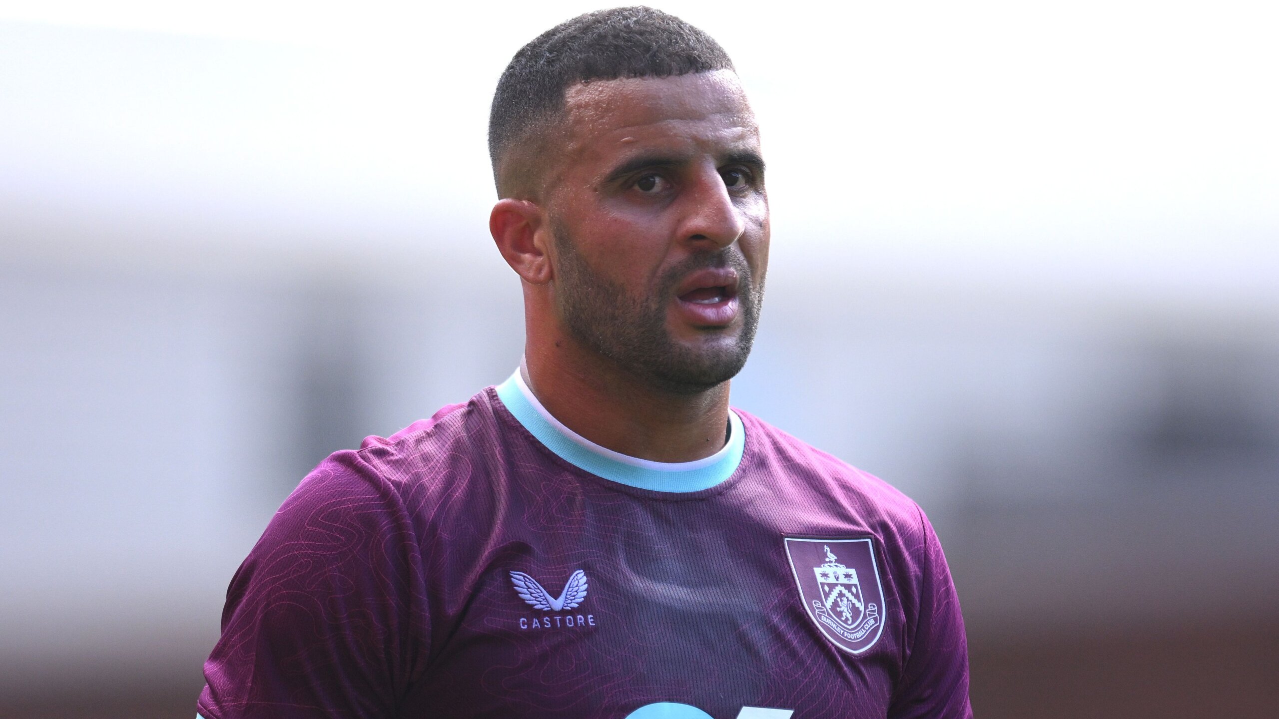 Walker Reunites With Man City Stars Ahead of Burnley Clash 8 GettyImages 2228198554 scaled