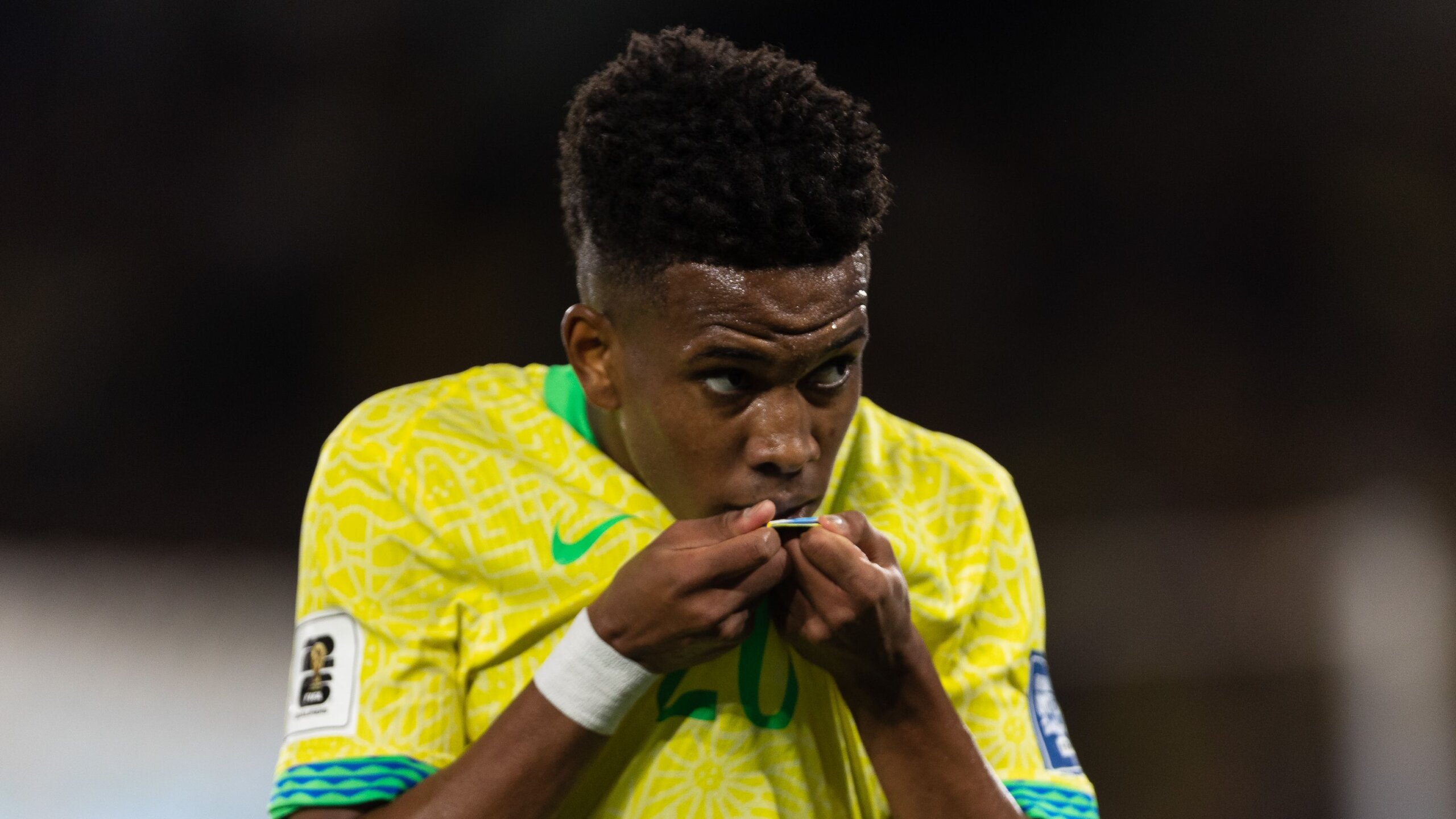 Estevao Willian Scores Spectacular Bicycle Kick in Brazil Win 6 GettyImages 2233762360 scaled