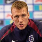 Dan Burn Relieved as Newcastle Ends Isak Transfer Saga 3 GettyImages 2233817917