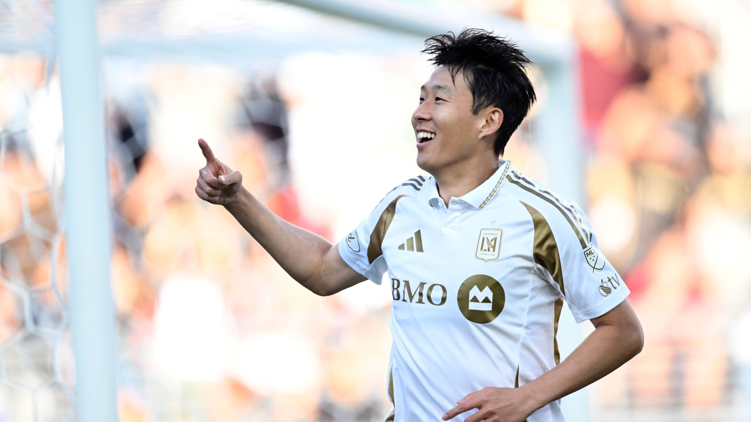 Son Heung-Min Joins LAFC NFL Fantasy League With Zero Experience 8 GettyImages 2235279704 scaled