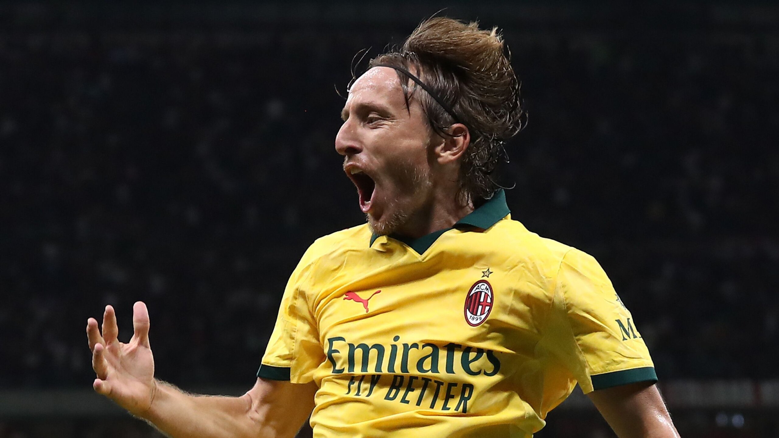 Luka Modric Shines at AC Milan, Drawing Pirlo Comparisons 4 GettyImages 2235529076 scaled