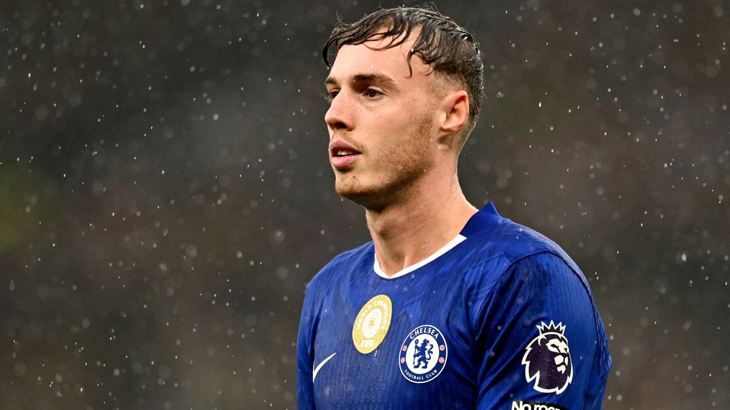 Cole Palmer Undercover: Chelsea Star Visits His Own Nike Ad 2 GettyImages 2235915357 scaled