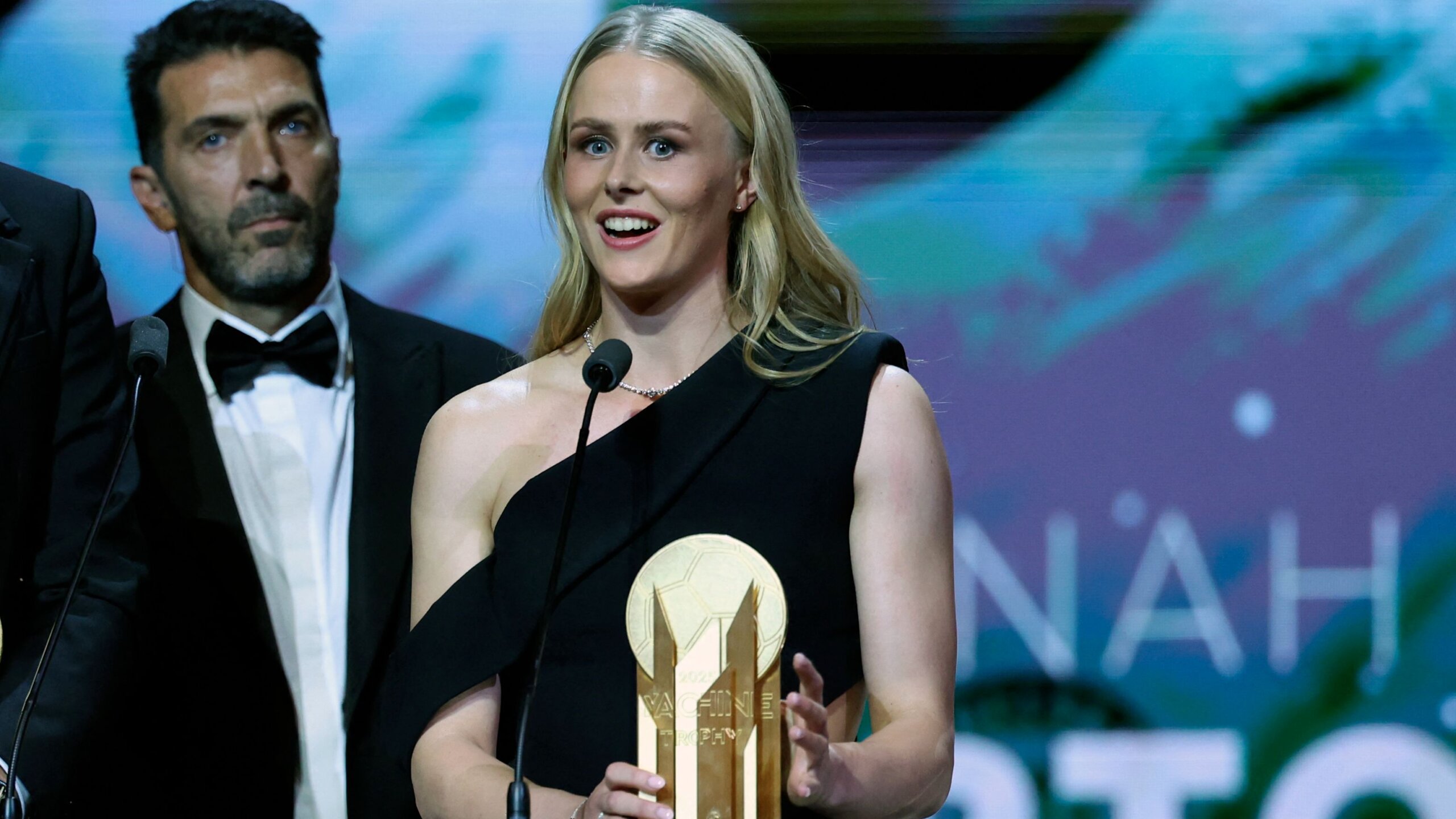 Hannah Hampton Named World's Best Goalkeeper After Historic Yashin Trophy Win 1 GettyImages 2236312484 scaled