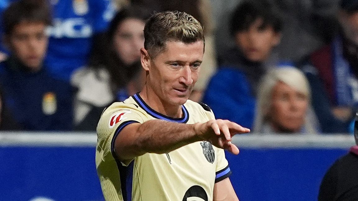 Lewandowski Lifts Barcelona Past Real Oviedo with Late Heroics 2 GettyImages 2237404278