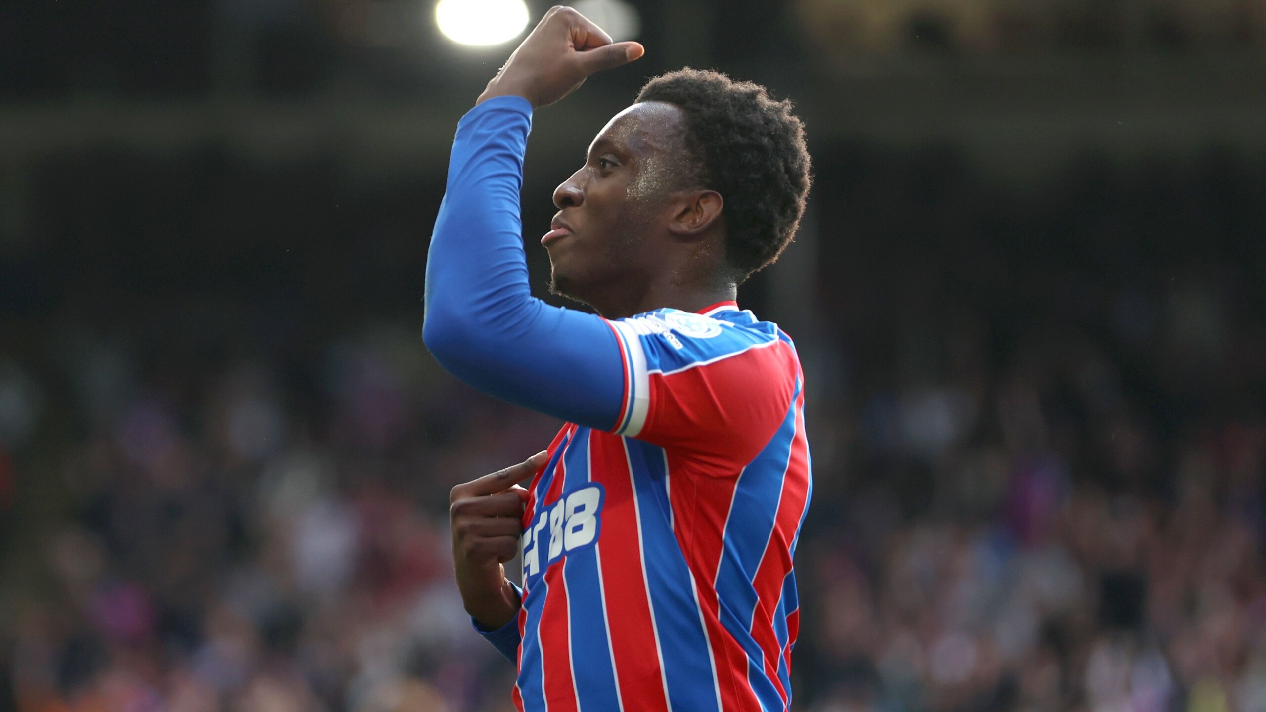 Eddie Nketiah Goal Helps Arsenal Edge Closer to Premier League Title 9 GettyImages 2237719158 scaled