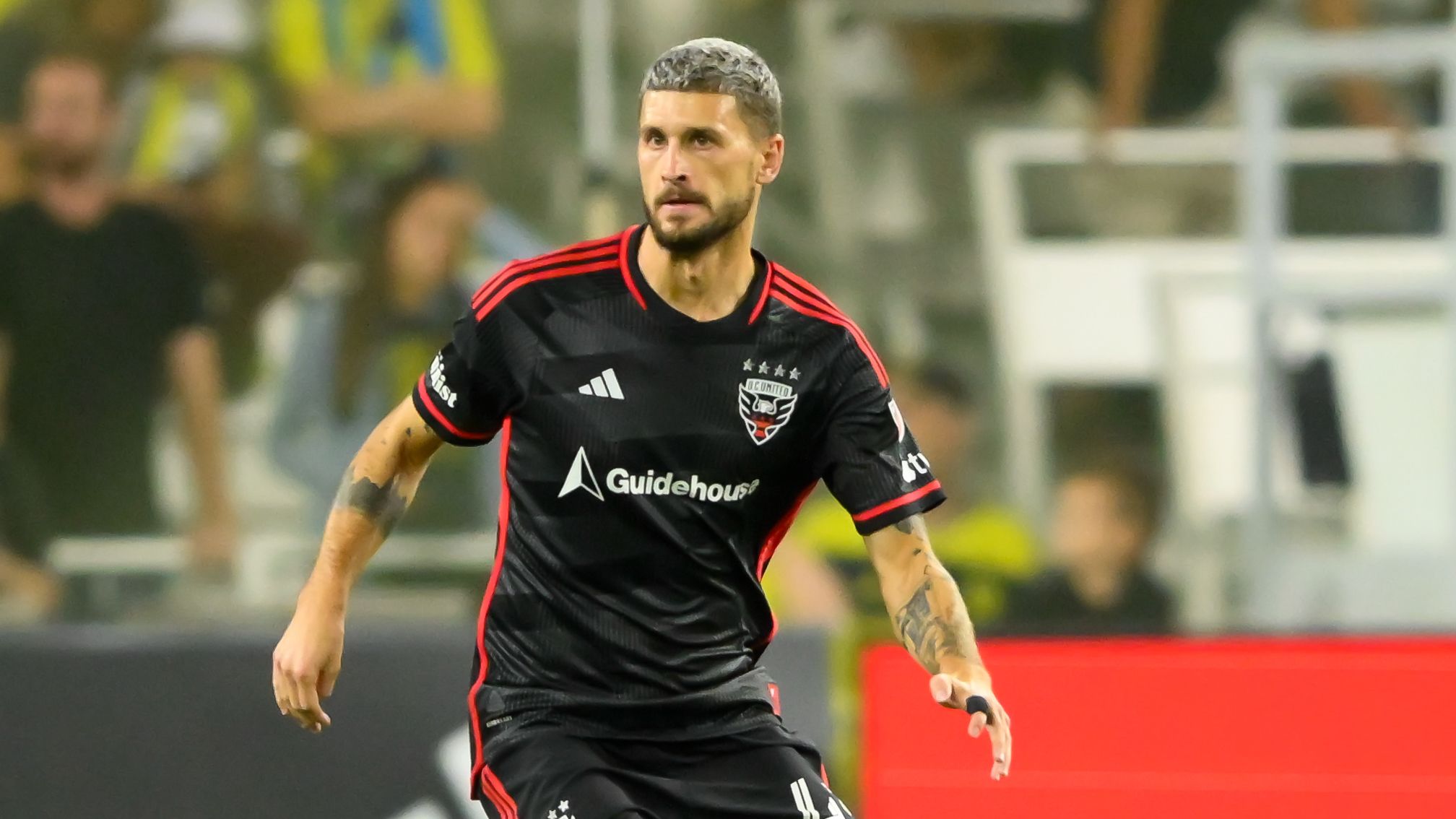 Mateusz Klich Warns MLS Stars: Avoid Inter Miami While Messi Remains 7 USATSI 24409259