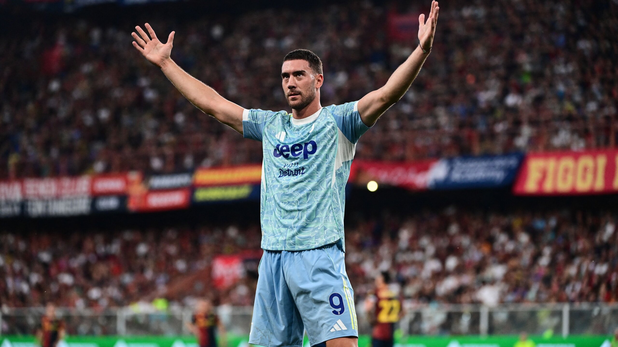 Bayern Munich Eyes Free Transfer for Juventus Star Dusan Vlahovic 5 GettyImages 2232475518 scaled