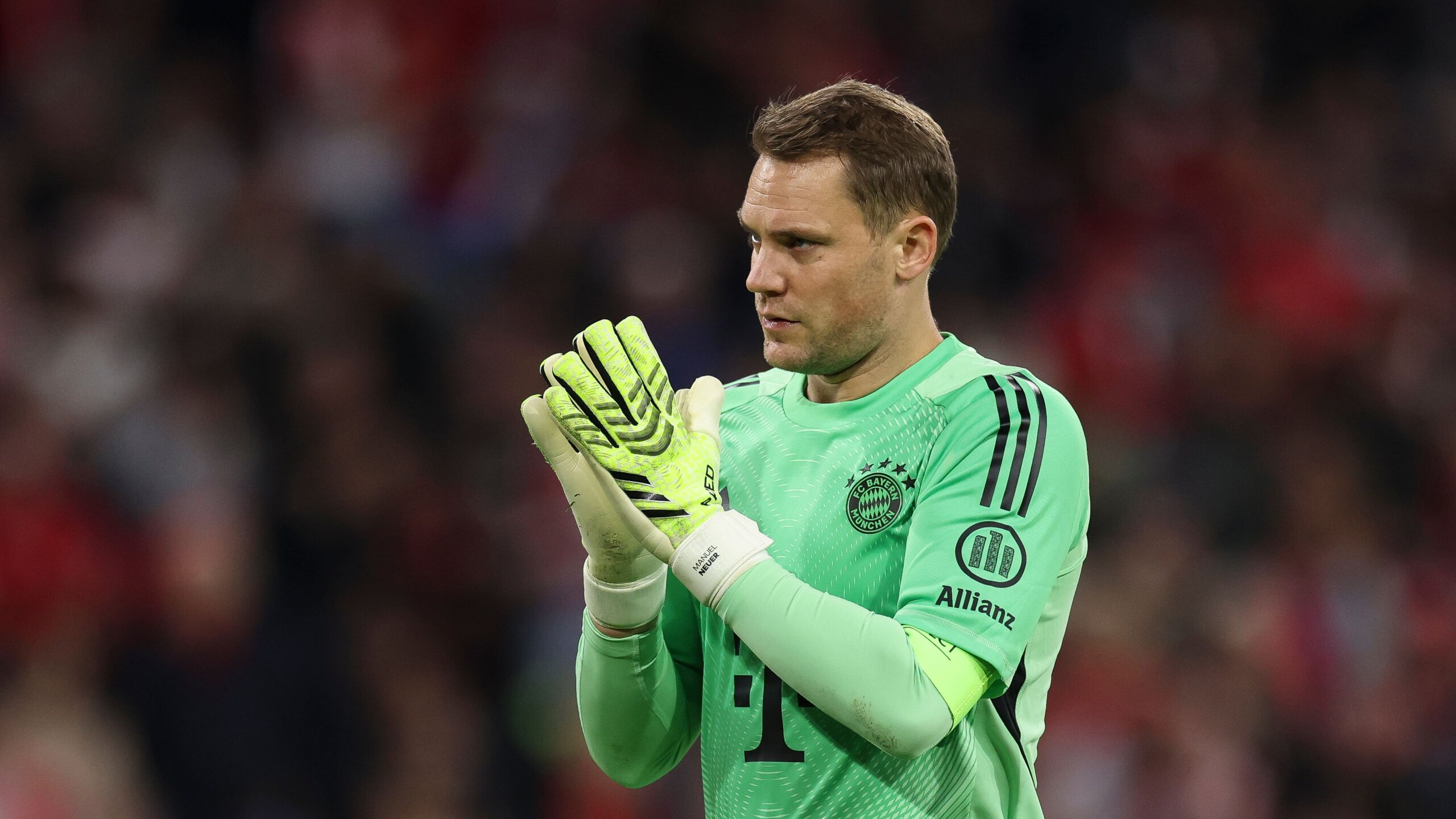Manuel Neuer Sets the Standard Among World’s Best Goalkeepers 3 GettyImages 2236059394 scaled