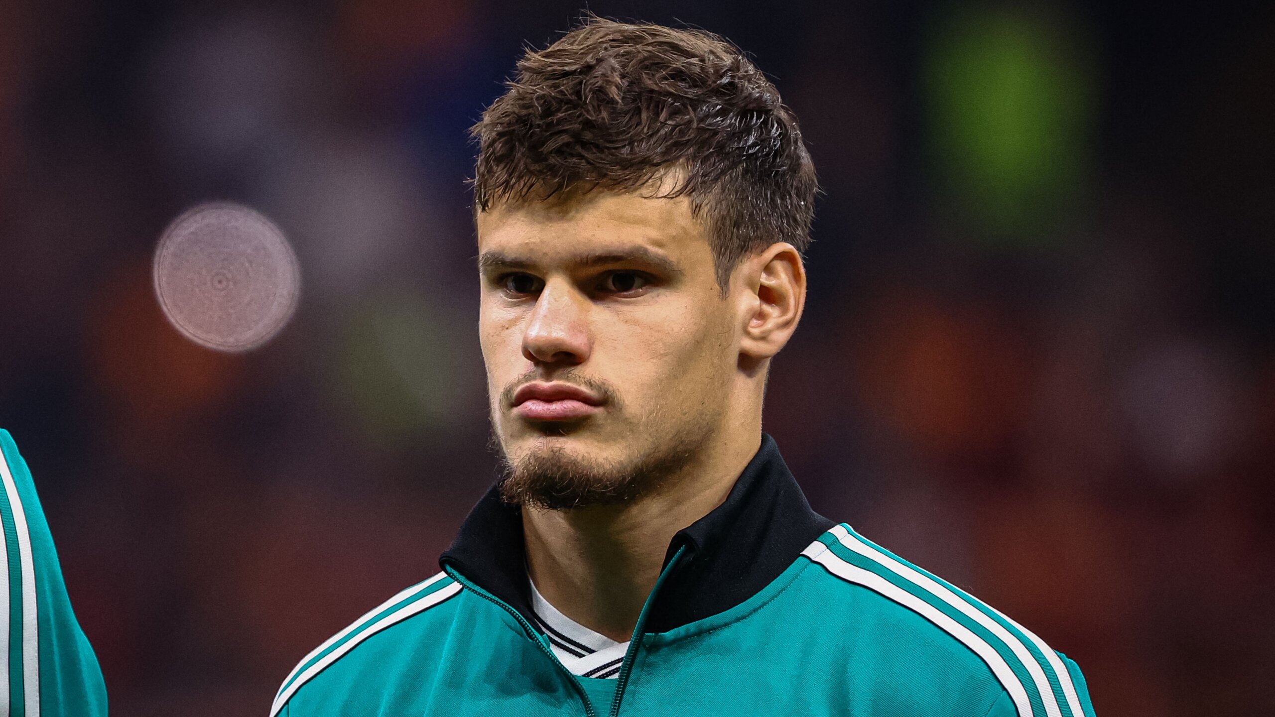 Liverpool Defender Milos Kerkez Criticized by Gary Neville After Chelsea Loss 4 GettyImages 2238243572 scaled