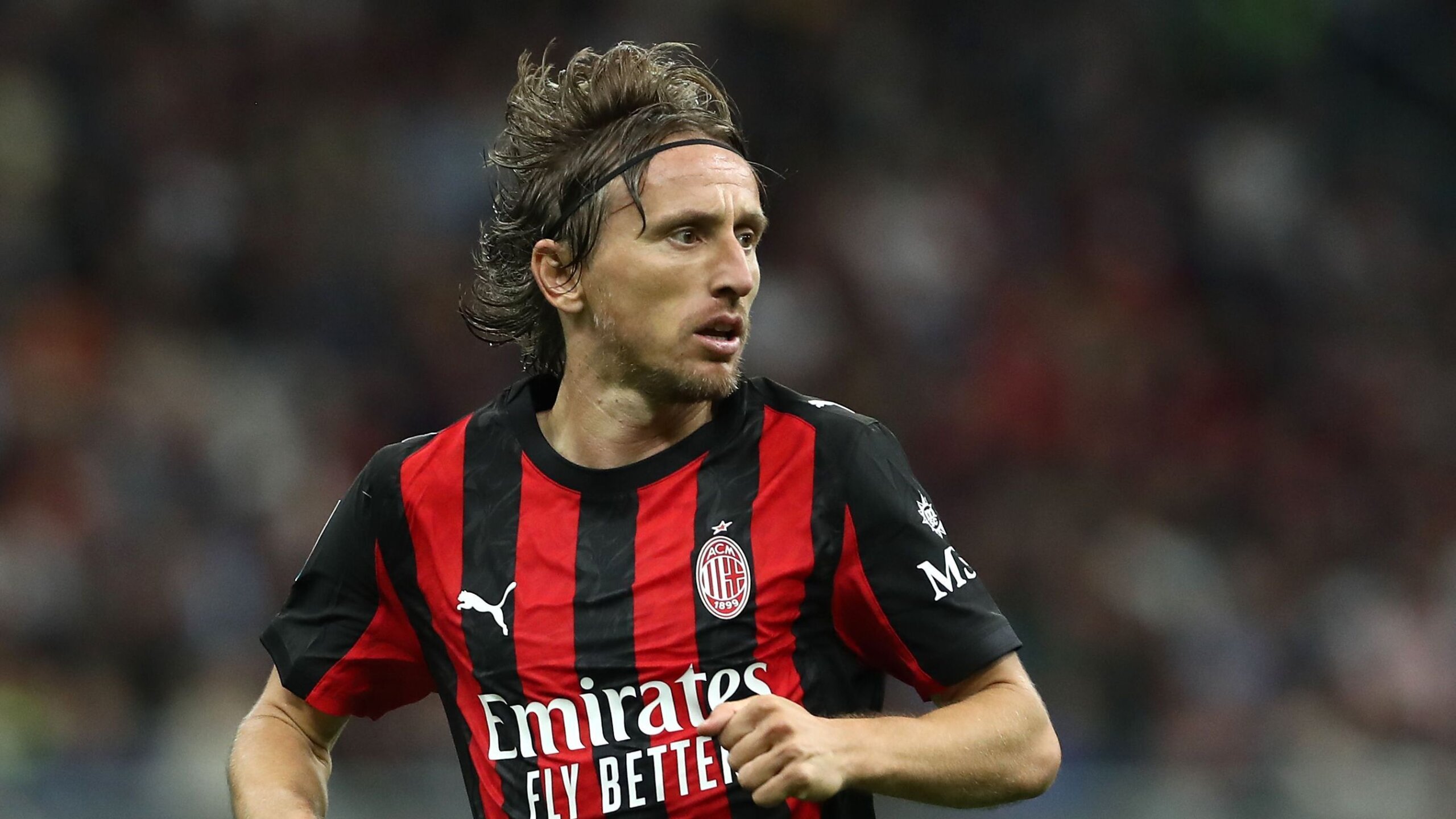 Modric’s Football Intelligence Sets Him Apart at AC Milan 1 GettyImages 2238266280 scaled
