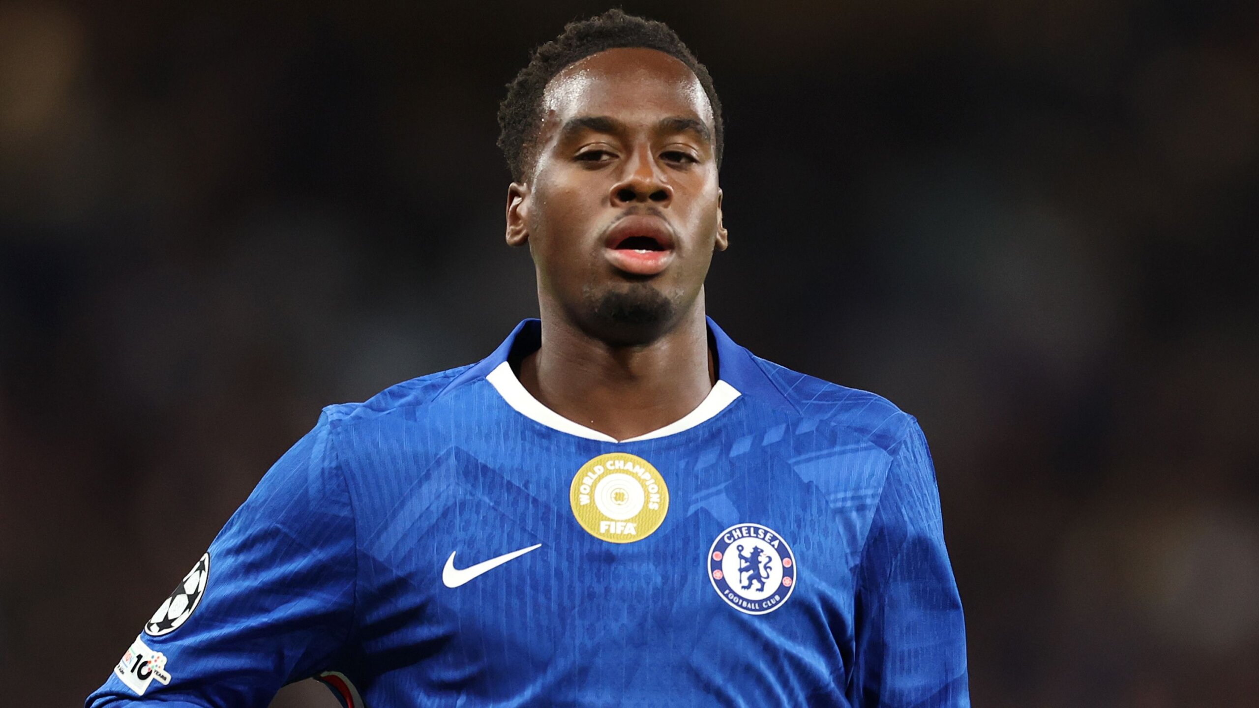 Gittens Urged to Shine for Chelsea After Slow Start 2 GettyImages 2238403759 scaled