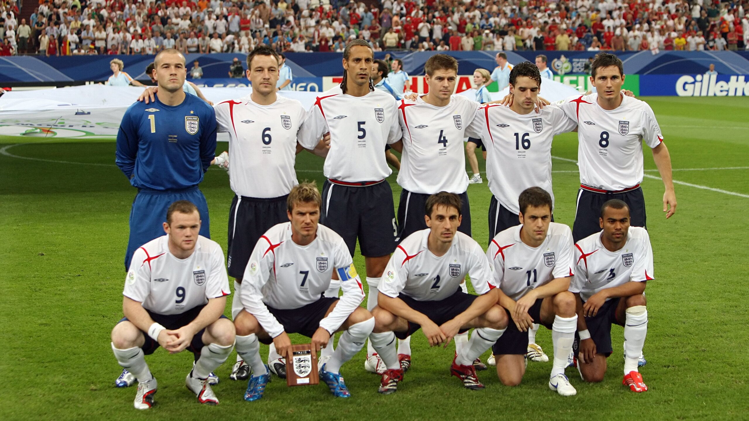 Gerrard Slams Ex-England Stars as 'Egotistical Losers' 10 GettyImages 71351891 scaled