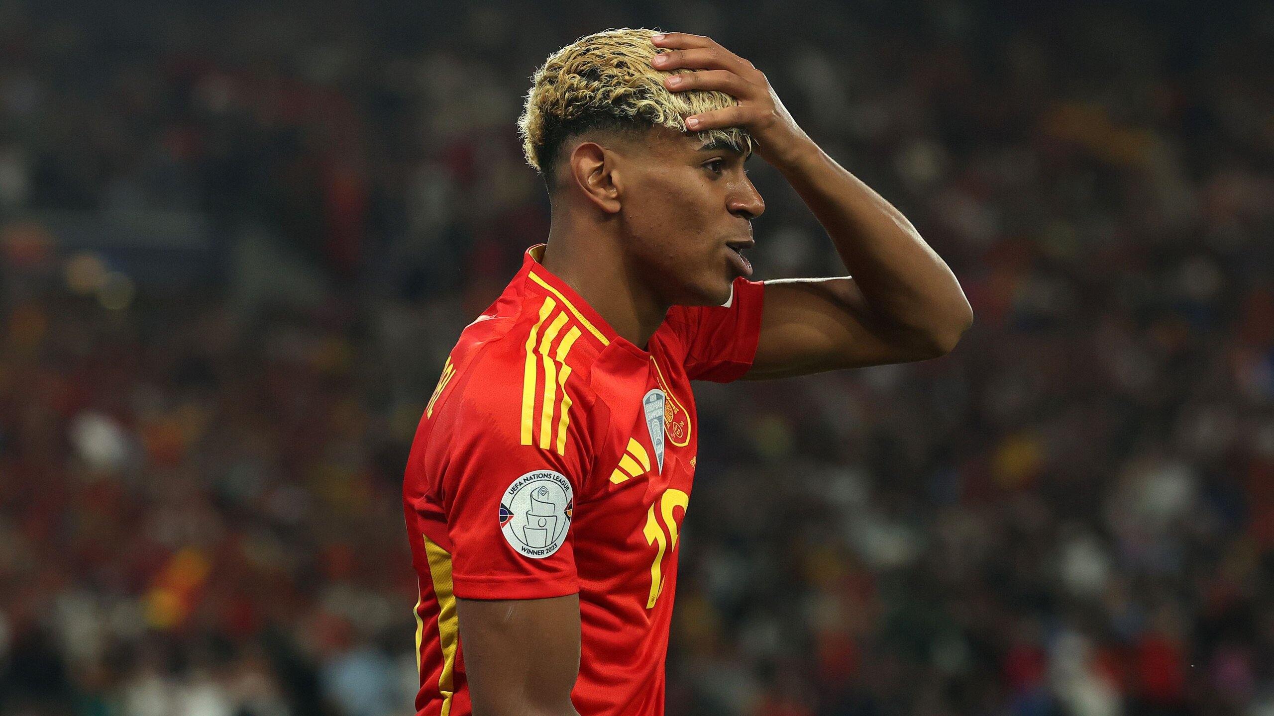Lamine Yamal Injury Tension Dismissed by Spanish FA Chief 1 GettyImages 2218822944 scaled