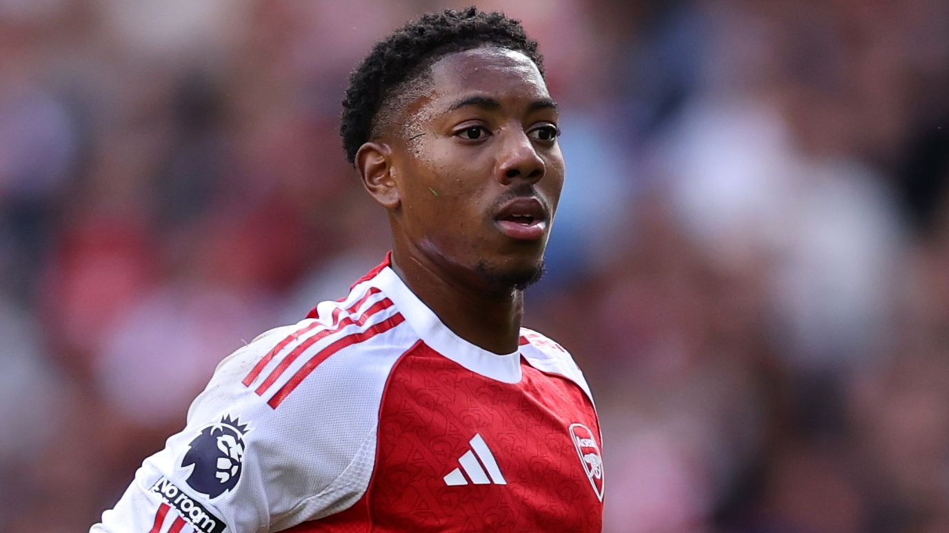 Arsenal Youngster Myles Lewis-Skelly Urged to Stay Amid Exit Rumours 9 GettyImages 2235264393