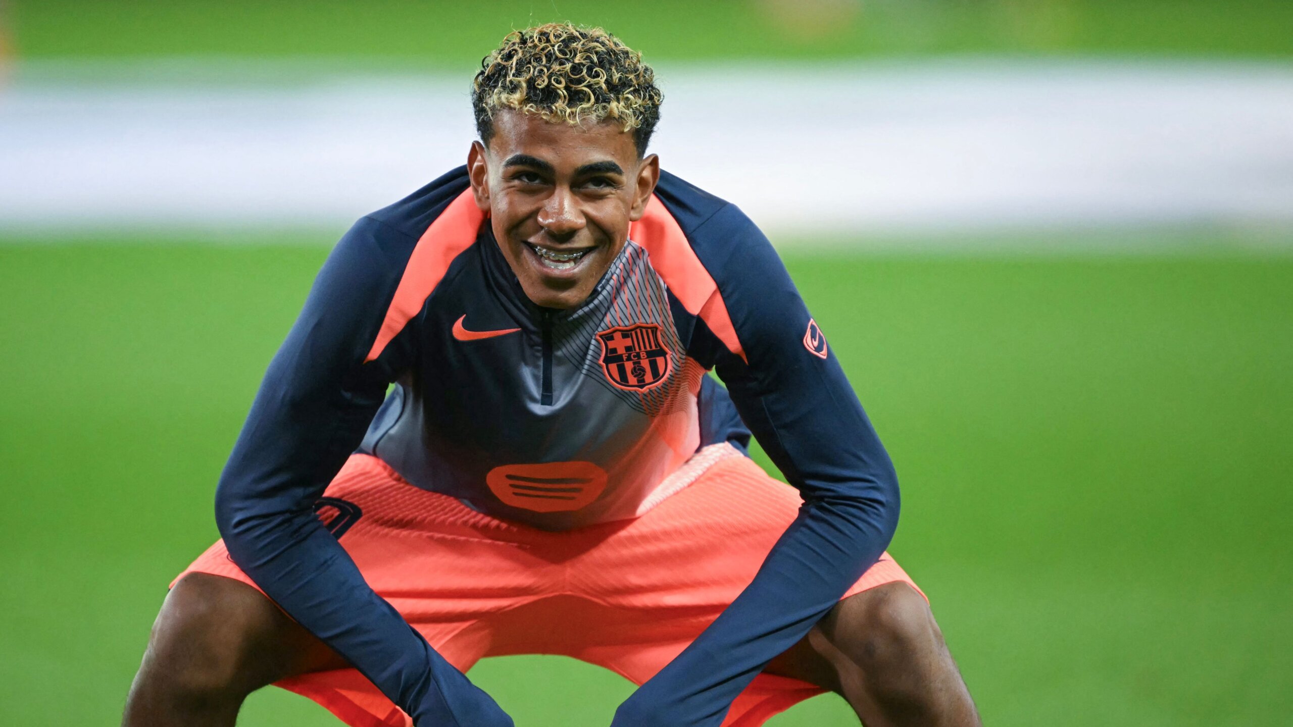 Lamine Yamal Advised on Barcelona and Spain Stardom Challenges 9 GettyImages 2244669877 scaled