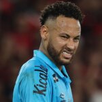 Neymar Shocked as Santos Teammates Ignore His Instructions 3 GettyImages 2245390121